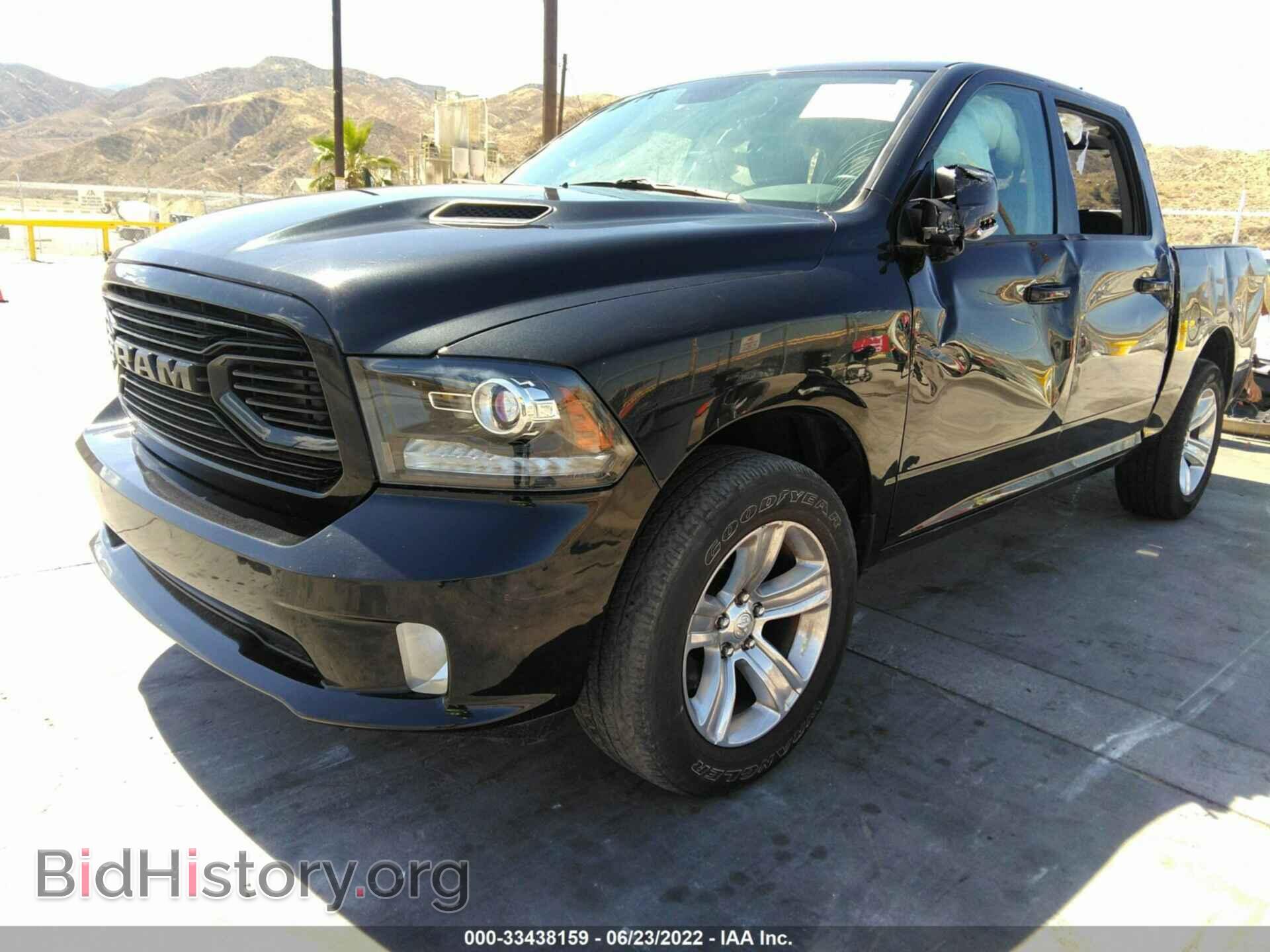 2018 RAM 1500 - VIN: 1C6RR6MT3JS201635 - Фото 2