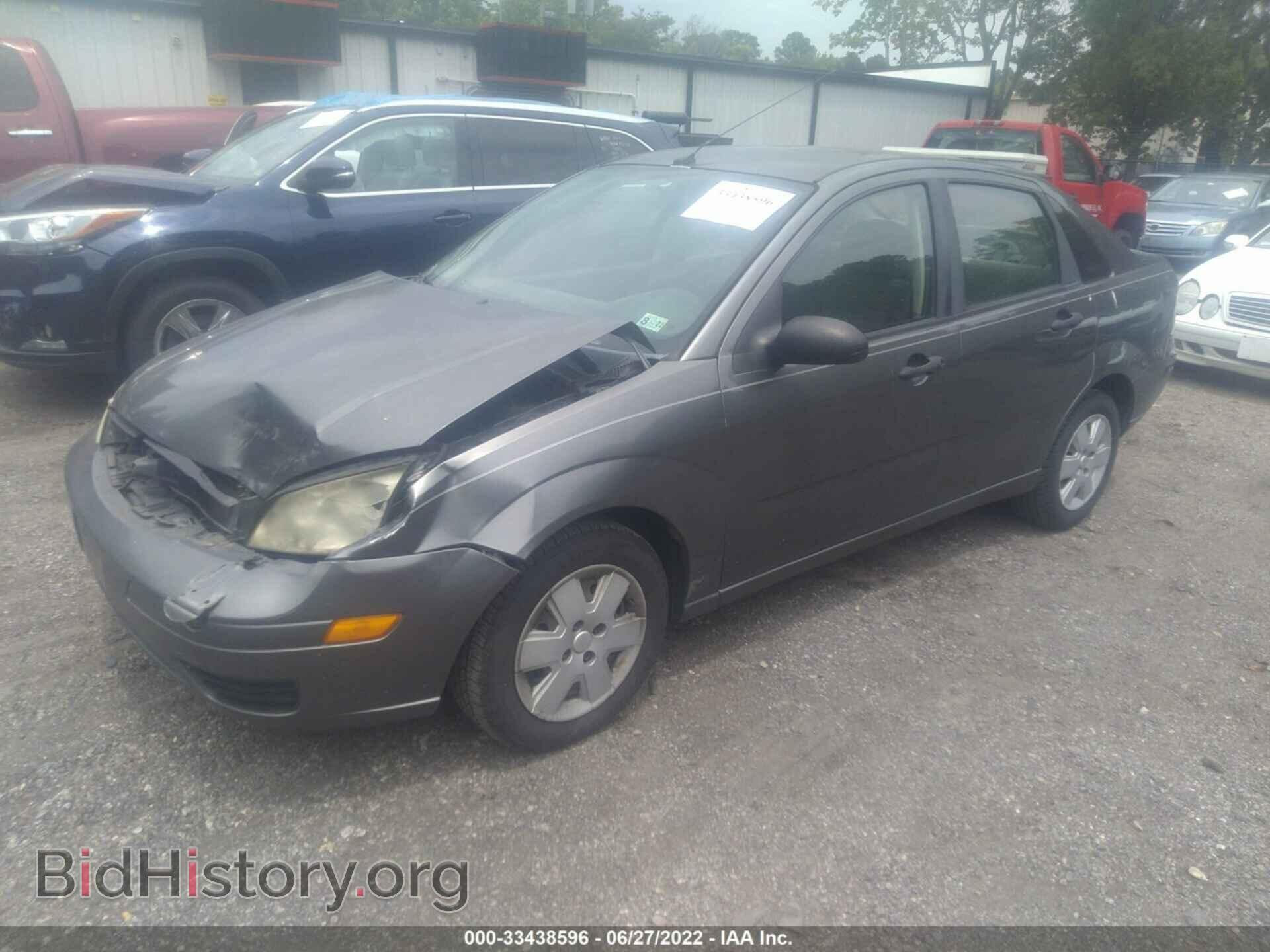 2006 FORD FOCUS - VIN: 1FAHP34N86W128049 - Фото 2