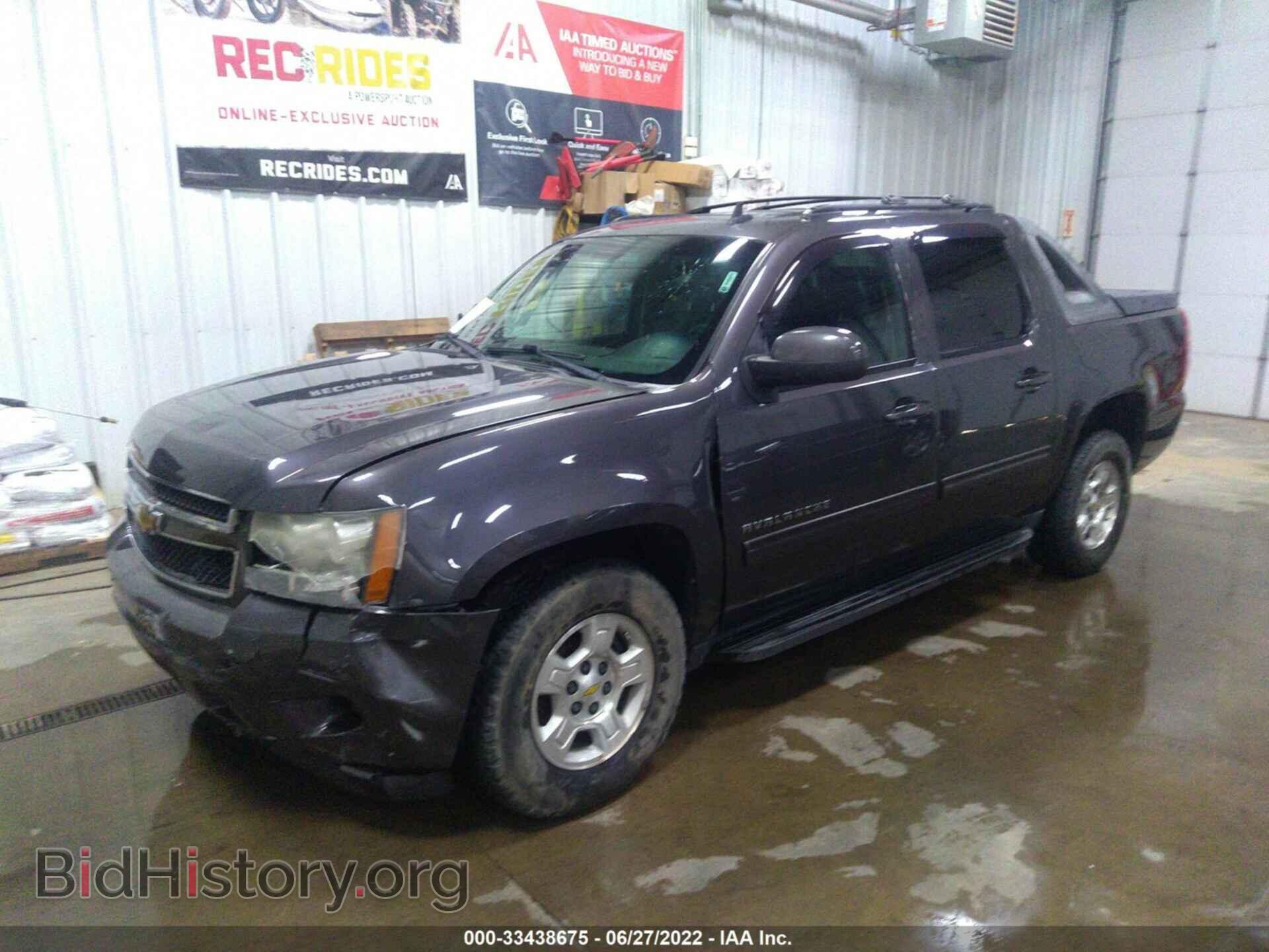 2011 CHEVROLET AVALANCHE - VIN: 3GNMCEE01BG234152 - Фото 2