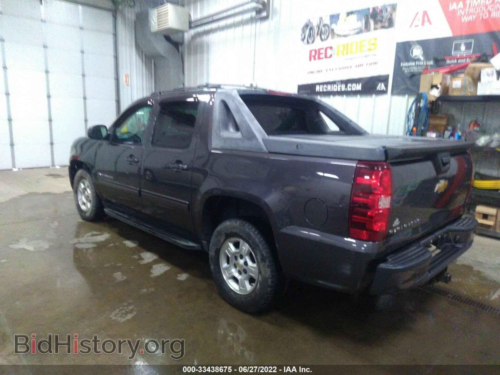 2011 CHEVROLET AVALANCHE - VIN: 3GNMCEE01BG234152 - Фото 3