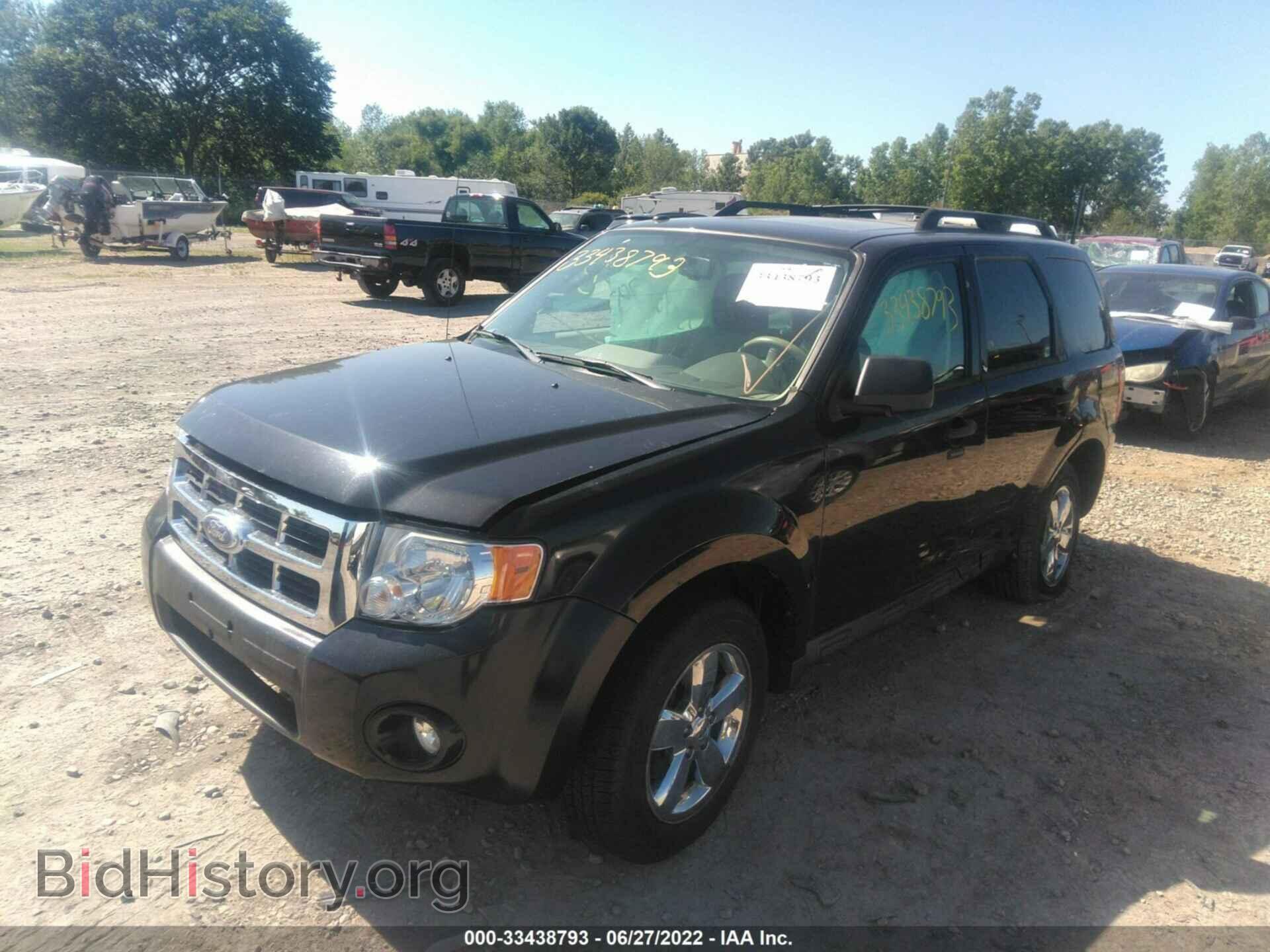 2011 FORD ESCAPE - VIN: 1FMCU0DG4BKA05150 - Фото 2