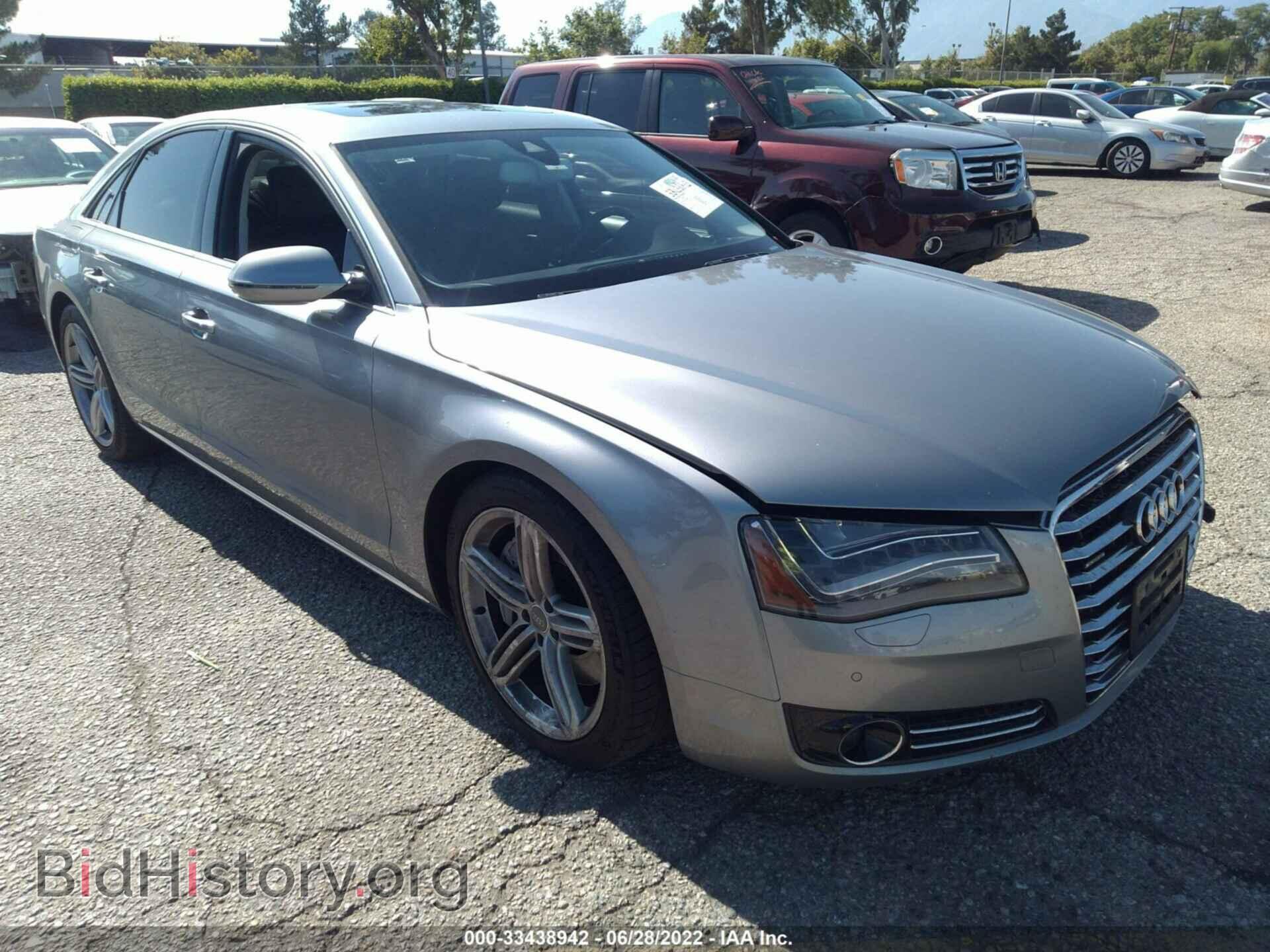 Photo WAUAVAFD4CN038387 - AUDI A8 2012