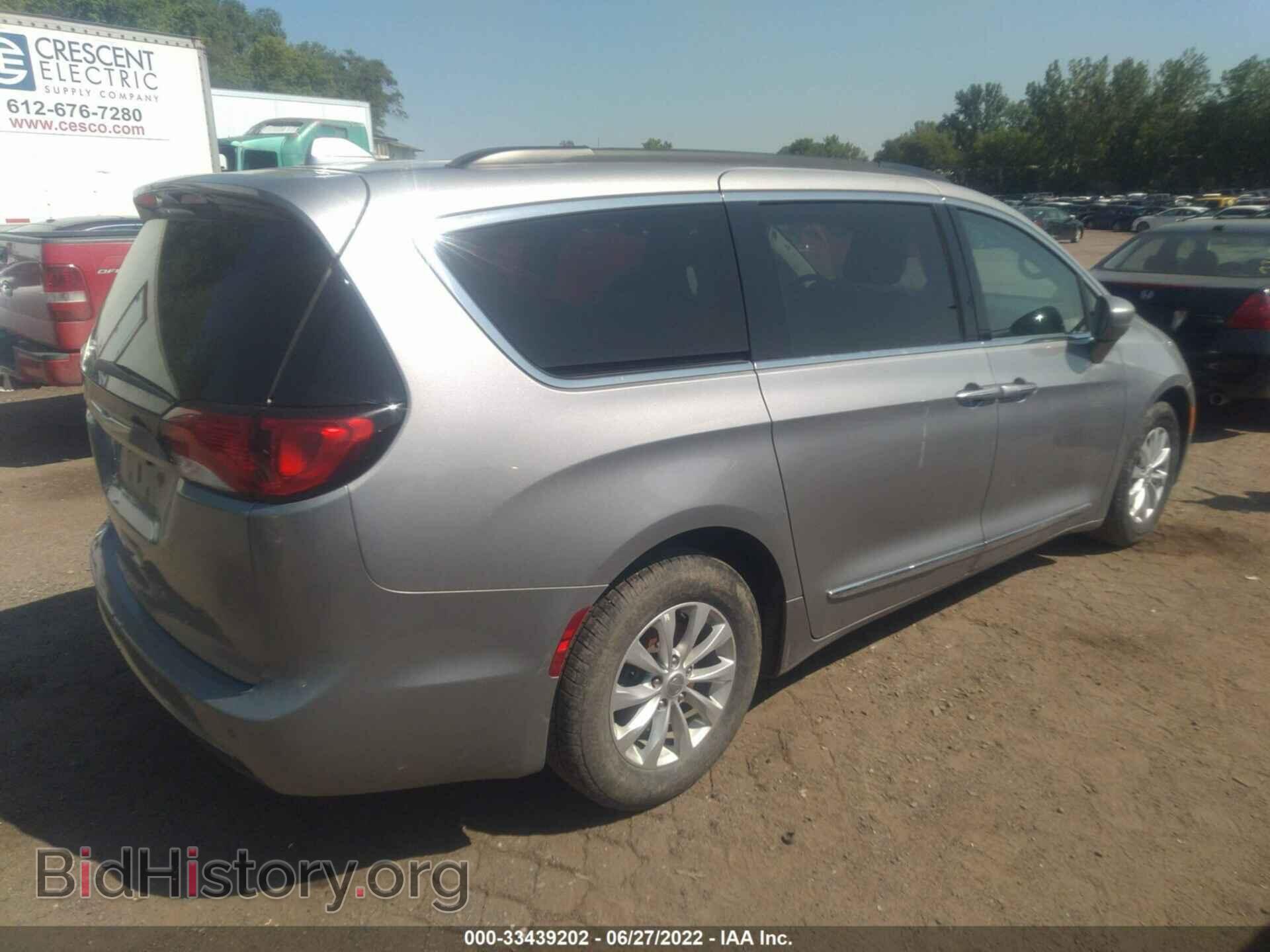 2017 CHRYSLER PACIFICA - VIN: 2C4RC1BGXHR540035 - Фото 4