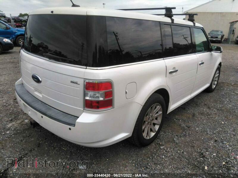 2010 Ford FLEX (VIN 2FMGK5CC4ABB29625) — photo 4 of 11