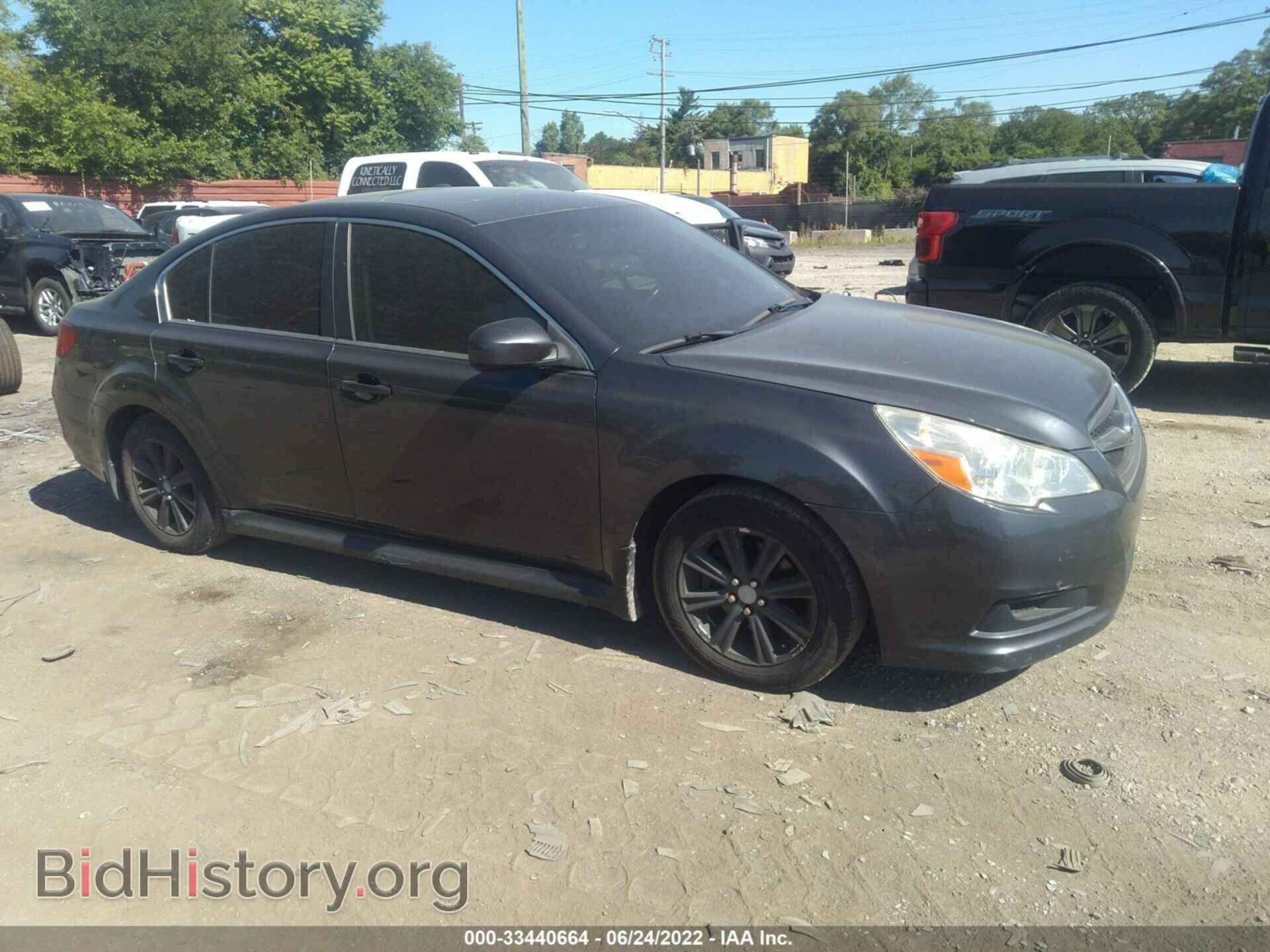 Photo 4S3BMBG61B3248181 - SUBARU LEGACY 2011