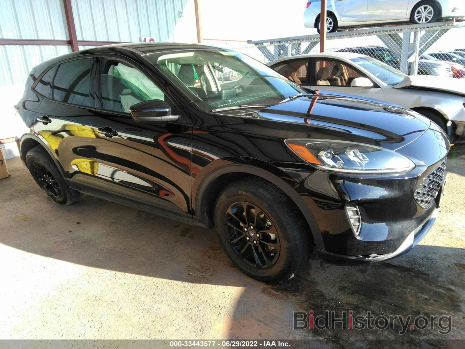 Photo 1FMCU9BZ0LUC21656 - FORD ESCAPE 2020