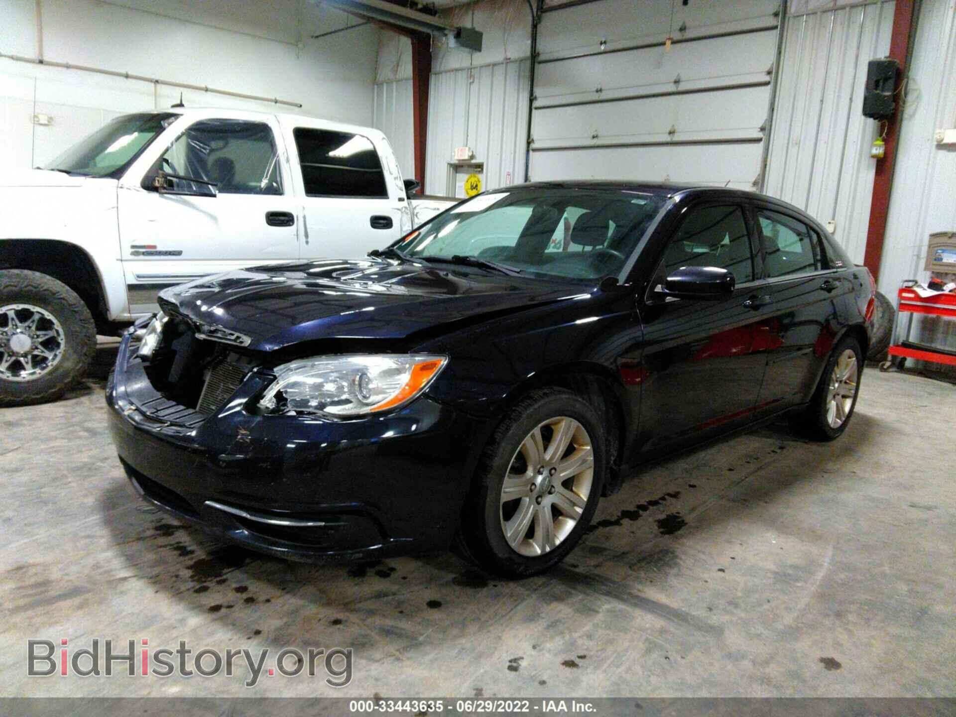 2012 CHRYSLER 200 - VIN: 1C3CCBAB9CN207966 - Фото 2