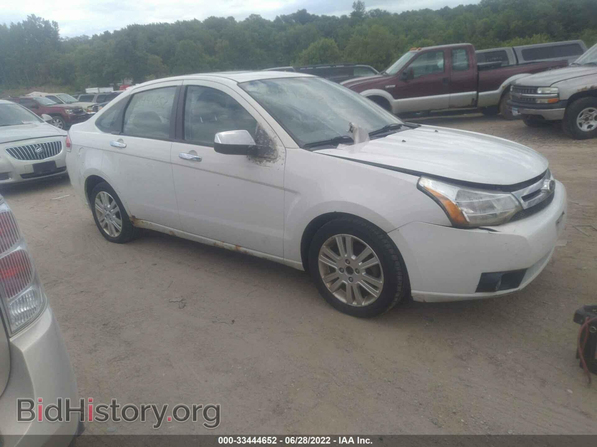 Photo 1FAHP3HN6AW296727 - FORD FOCUS 2010
