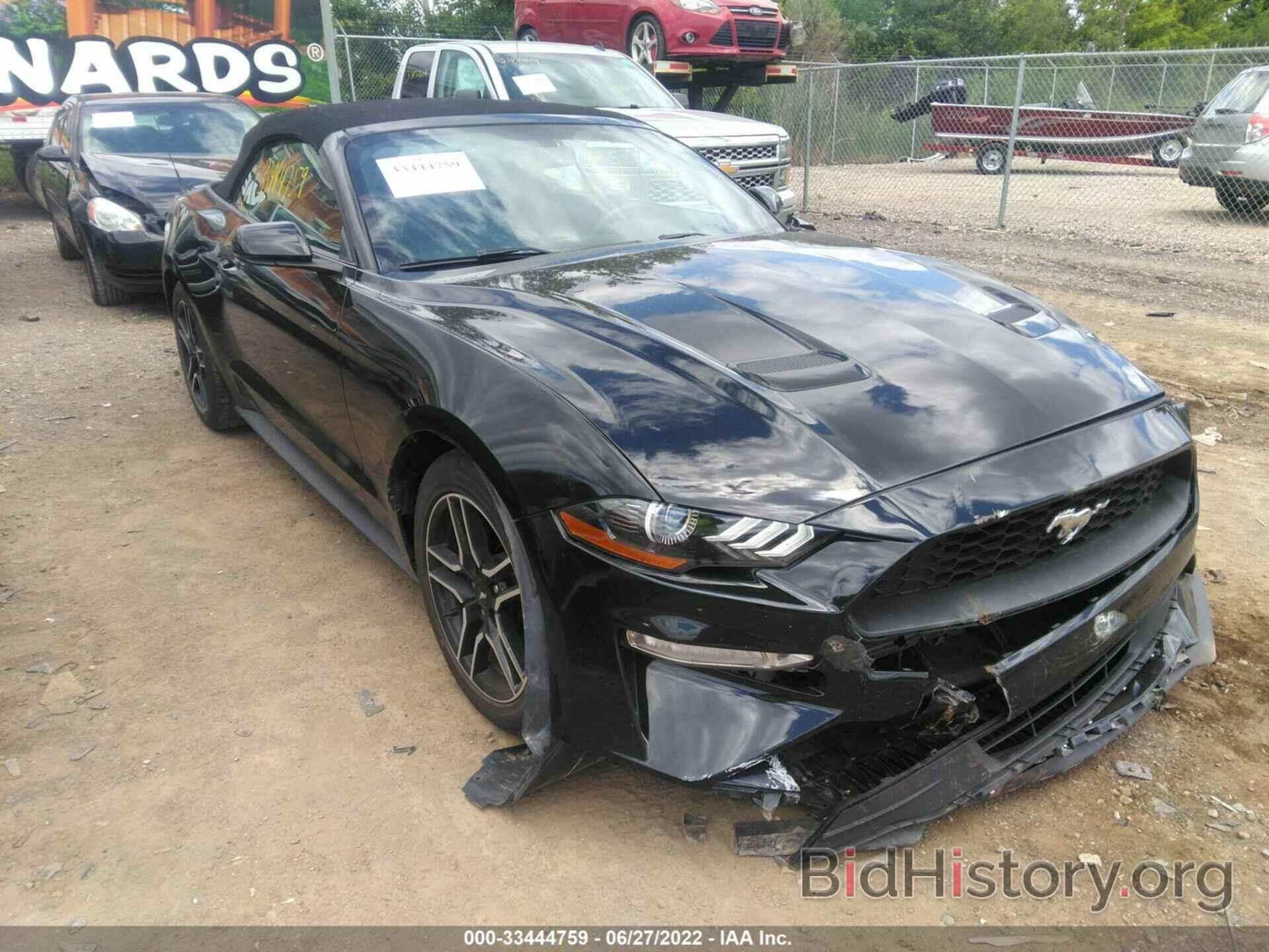 Photo 1FATP8UHXJ5115318 - FORD MUSTANG 2018