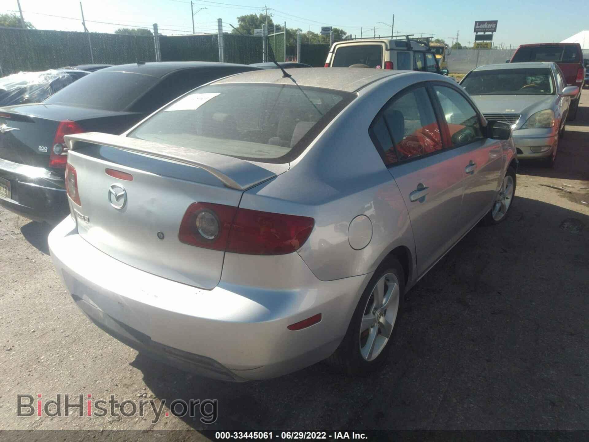 2006 MAZDA MAZDA3 - VIN: JM1BK12F561419930 - Фото 4