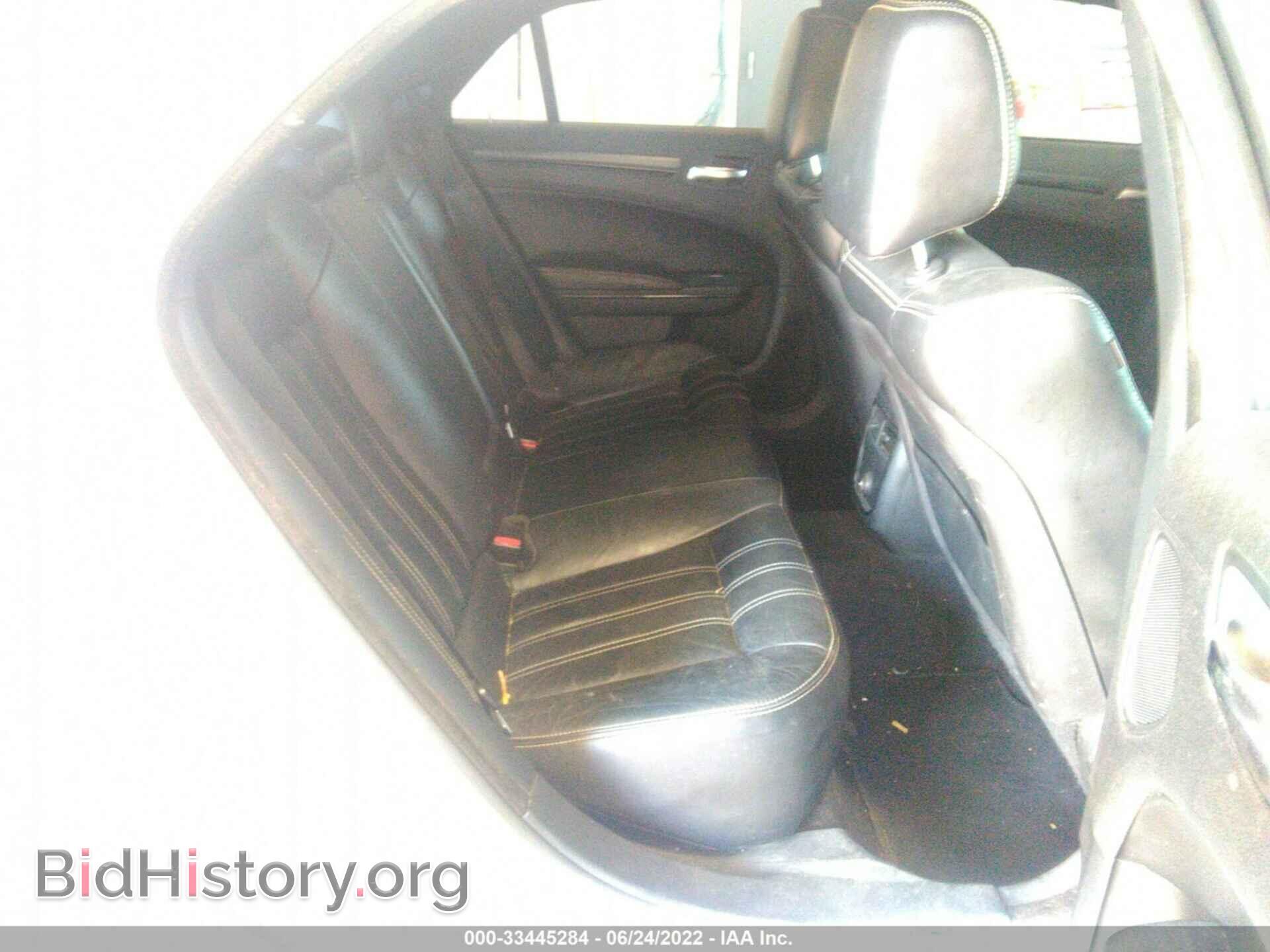 2013 CHRYSLER 300 - VIN: 2C3CCAGG5DH733258 - Фото 8