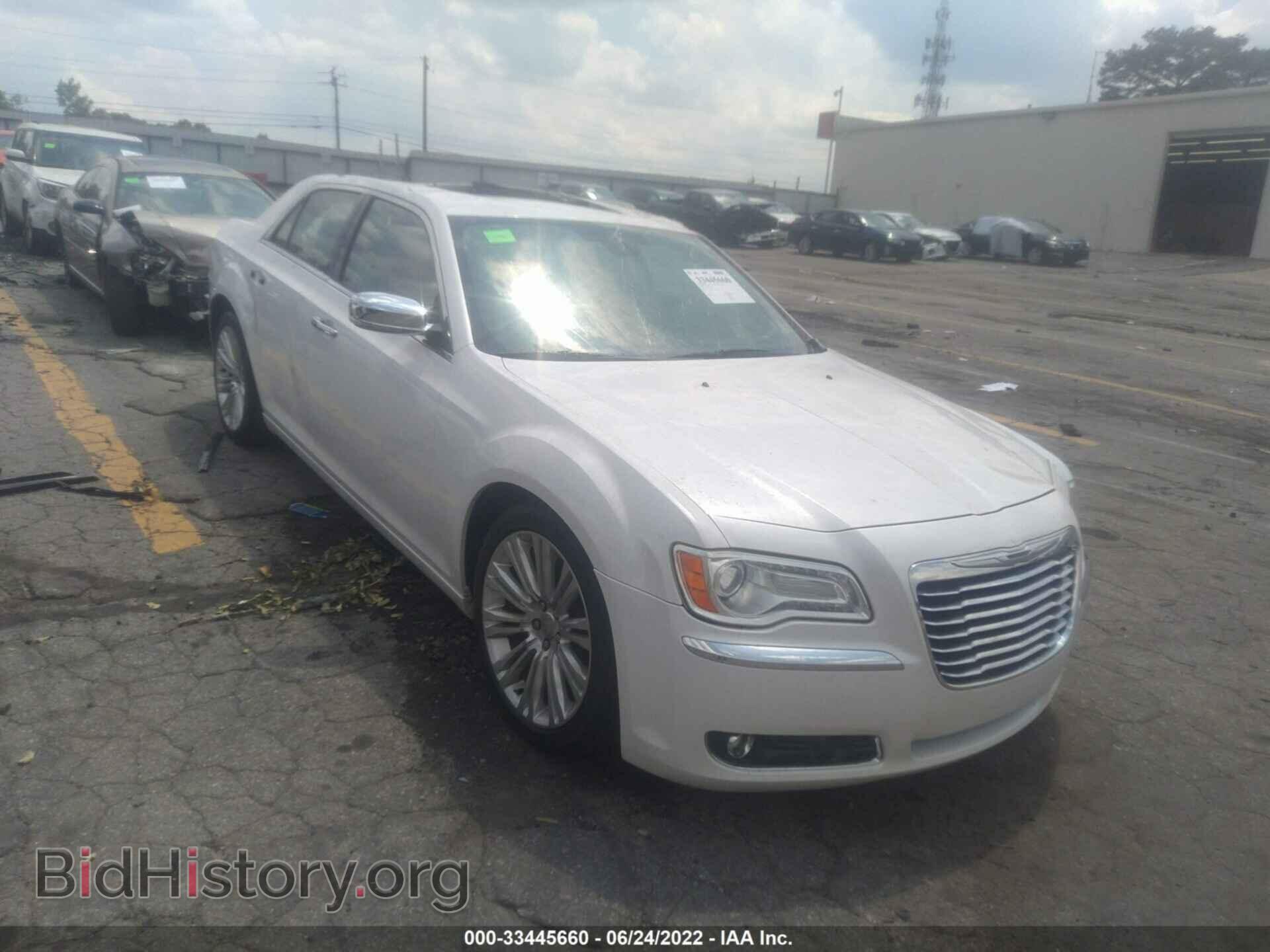 Фотография 2C3CCAET6CH136585 - CHRYSLER 300 2012