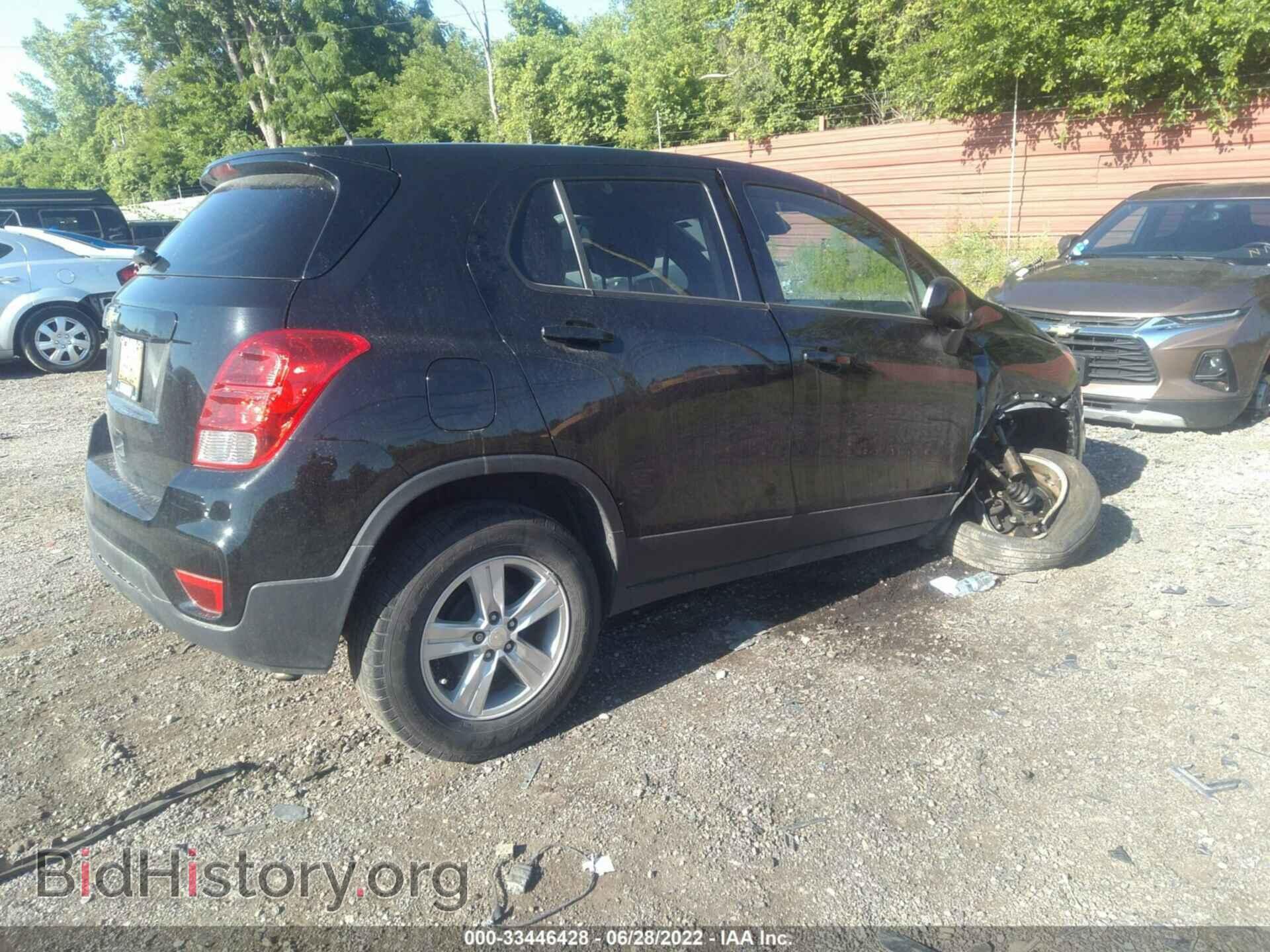 2019 CHEVROLET TRAX - VIN: 3GNCJKSB3KL342382 - Photo 4