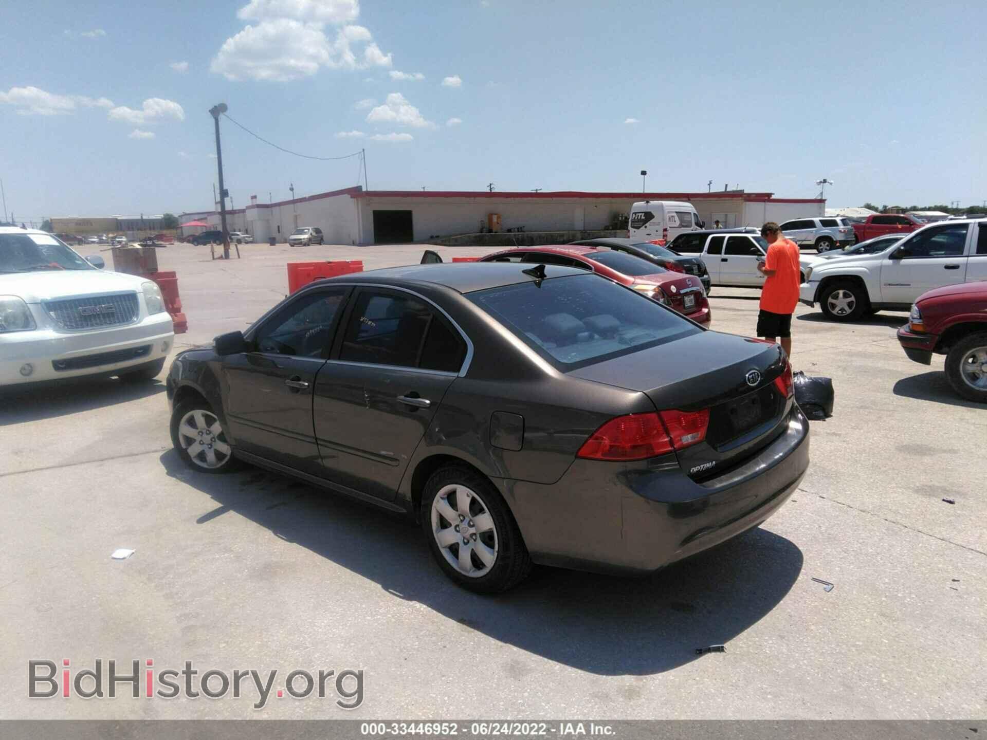 2009 KIA OPTIMA - VIN: KNAGE228395328377 - Фото 3