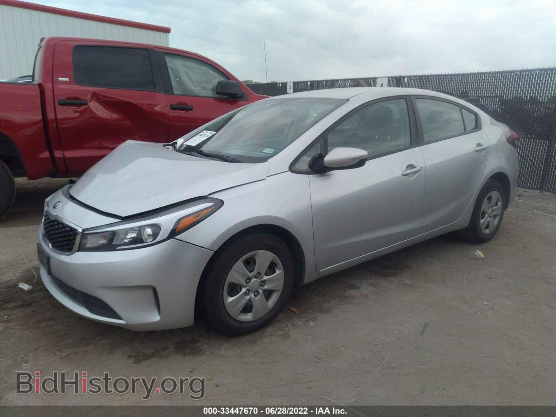 2017 KIA FORTE - VIN: 3KPFK4A77HE061131 - Photo 2