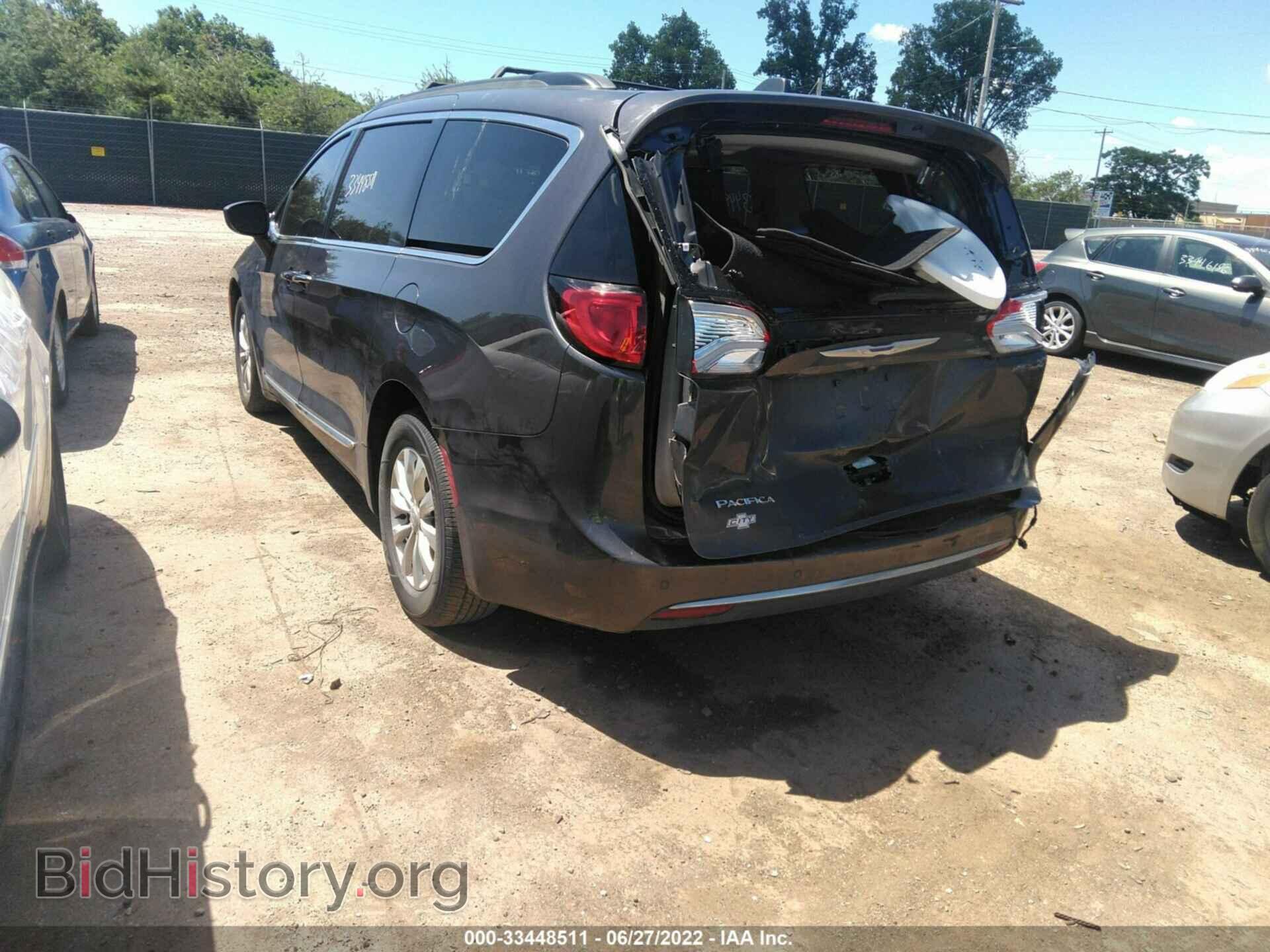 2017 CHRYSLER PACIFICA - VIN: 2C4RC1BG1HR821298 - Фото 3