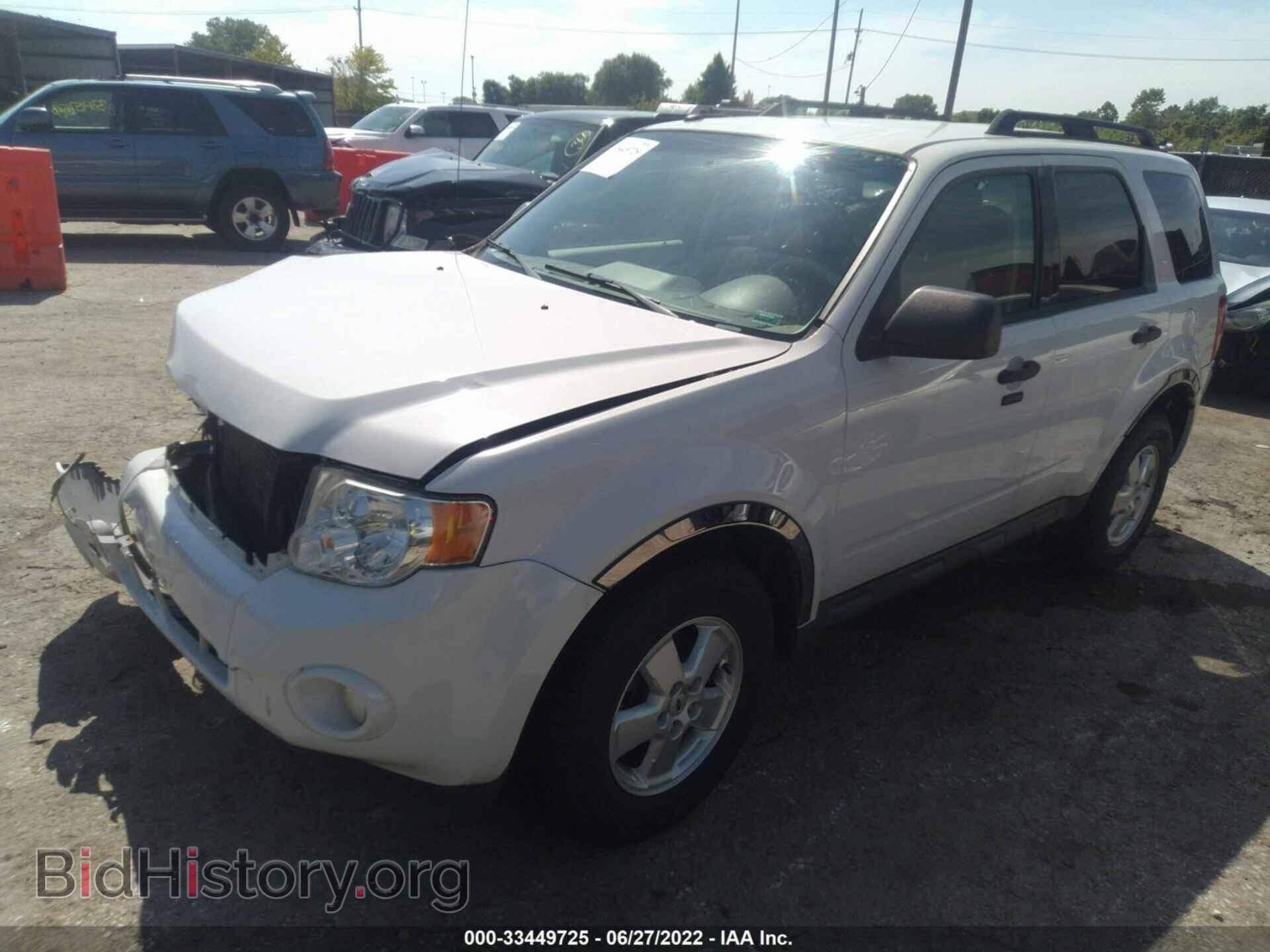 2012 FORD ESCAPE - VIN: 1FMCU0D75CKB94196 - Фото 2