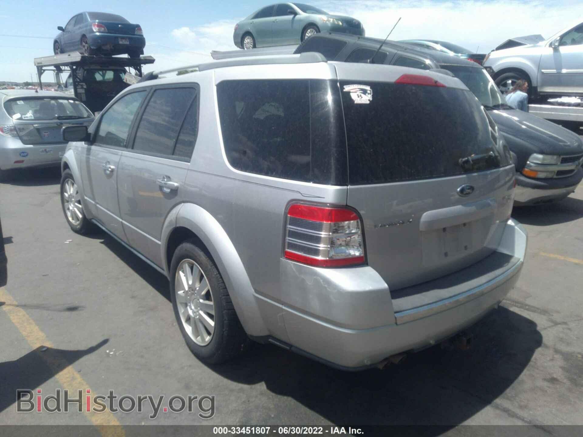 2009 FORD TAURUS X - VIN: 1FMDK06W69GA05968 - Фото 3