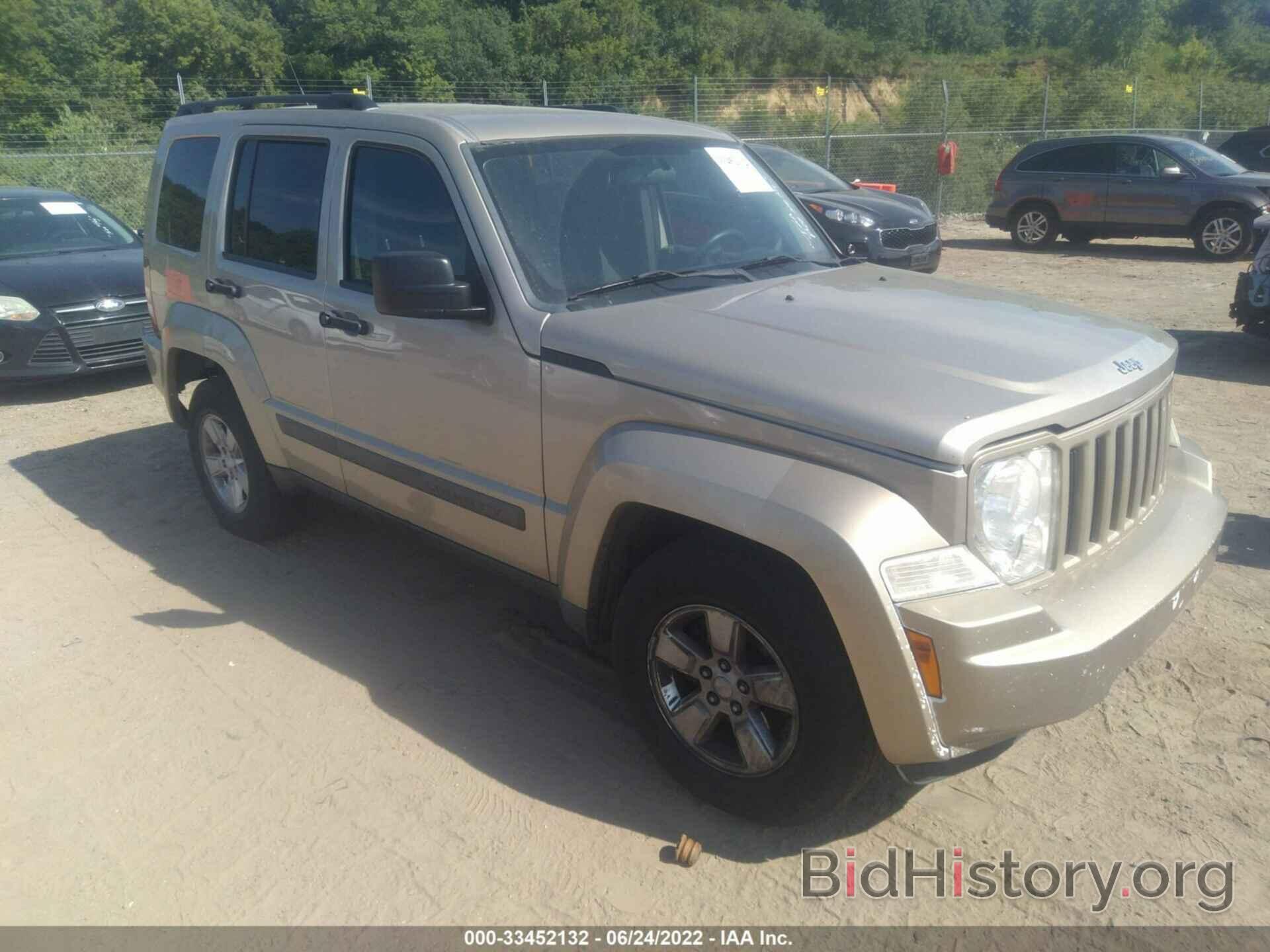 Фотография 1J4PN2GK0BW524004 - JEEP LIBERTY 2011