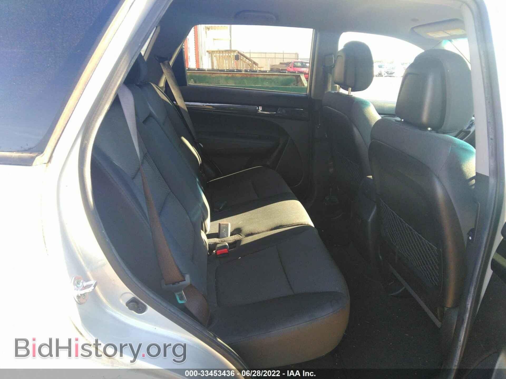 2013 KIA SORENTO - VIN: 5XYKTCA66DG343772 - Фото 8