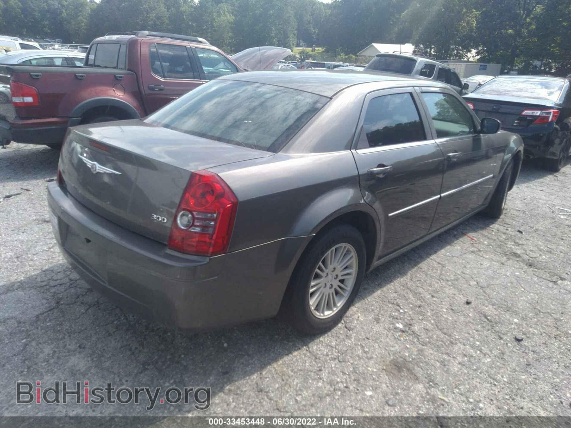 2009 CHRYSLER 300 - VIN: 2C3LA43D49H557488 - Фото 4