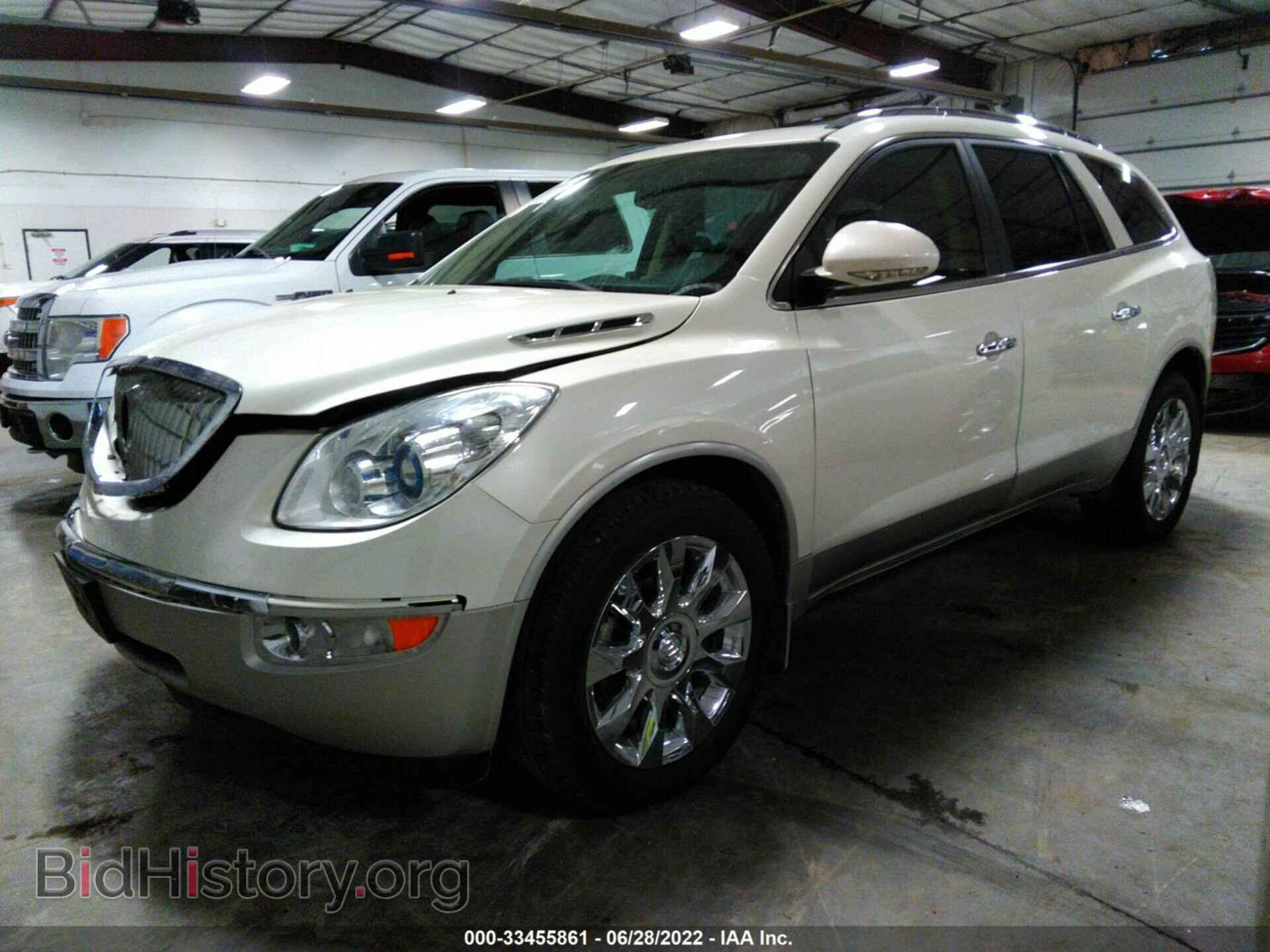 2011 BUICK ENCLAVE - VIN: 5GAKVCED5BJ212544 - Фото 2