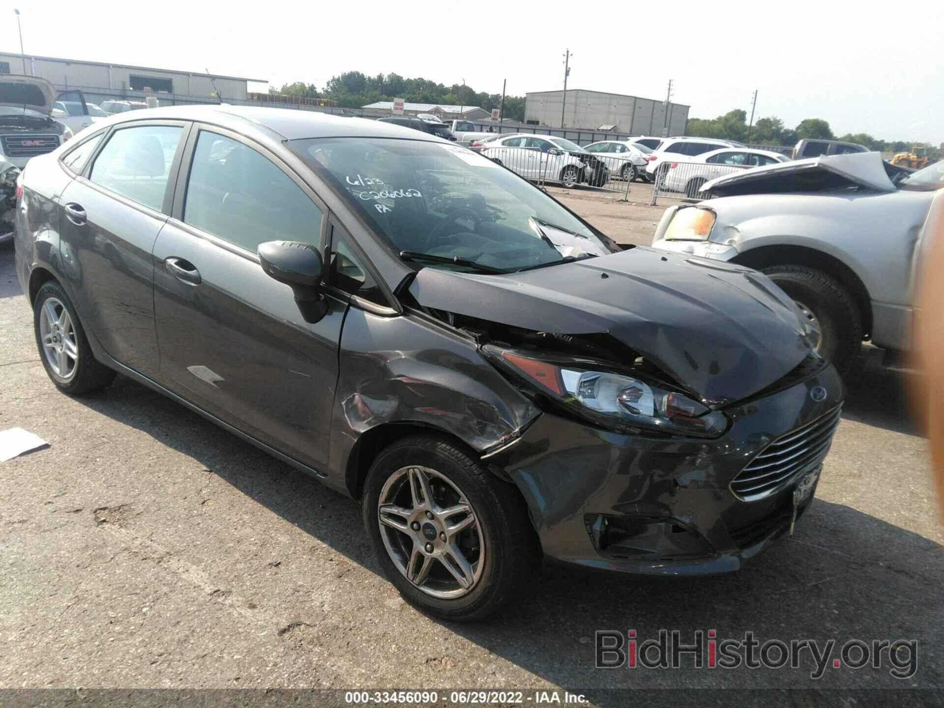 Photo 3FADP4BJ8HM122047 - FORD FIESTA 2017