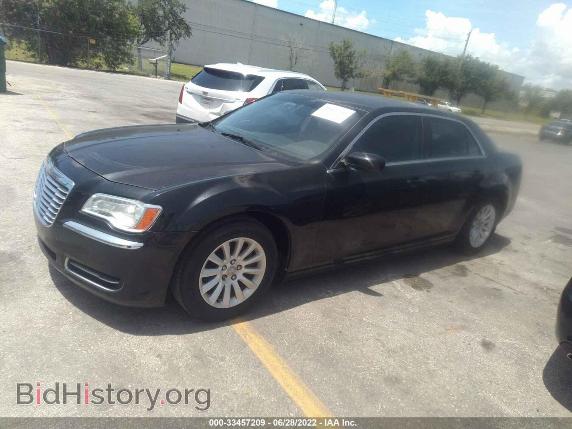 2012 CHRYSLER 300 - VIN: 2C3CCAAG8CH313162 - Фото 2