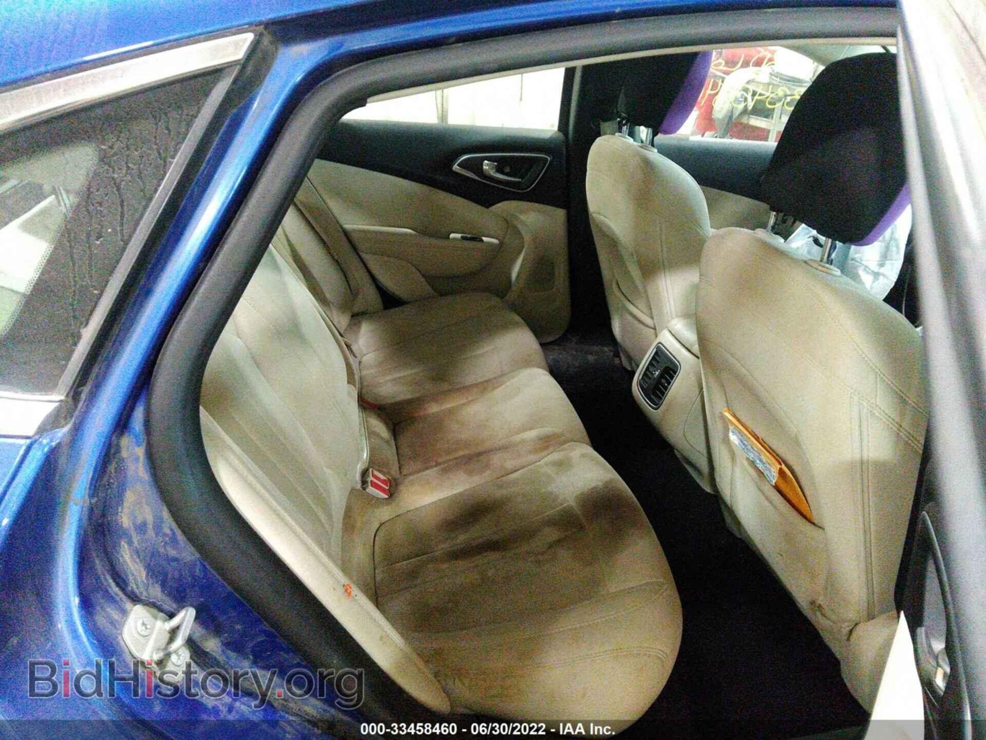 2015 CHRYSLER 200 - VIN: 1C3CCCAB6FN570607 - Photo 8