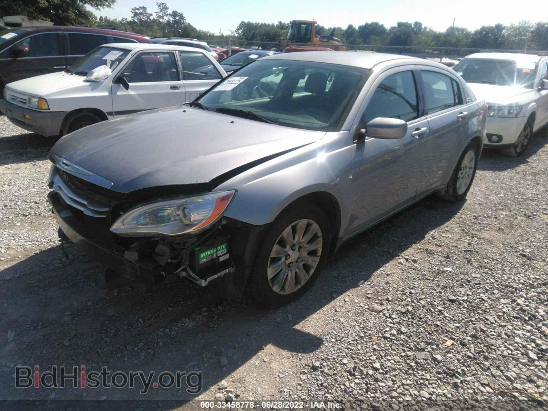2014 CHRYSLER 200 - VIN: 1C3CCBABXEN210491 - Фото 2