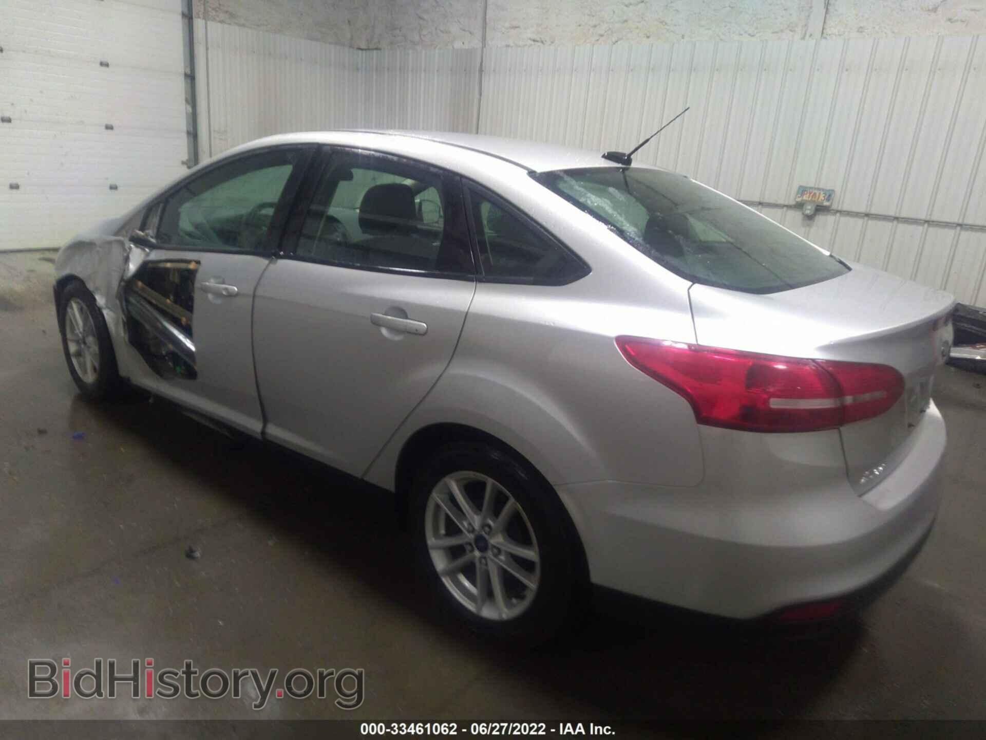 2017 FORD FOCUS - VIN: 1FADP3F22HL304261 - Фото 3