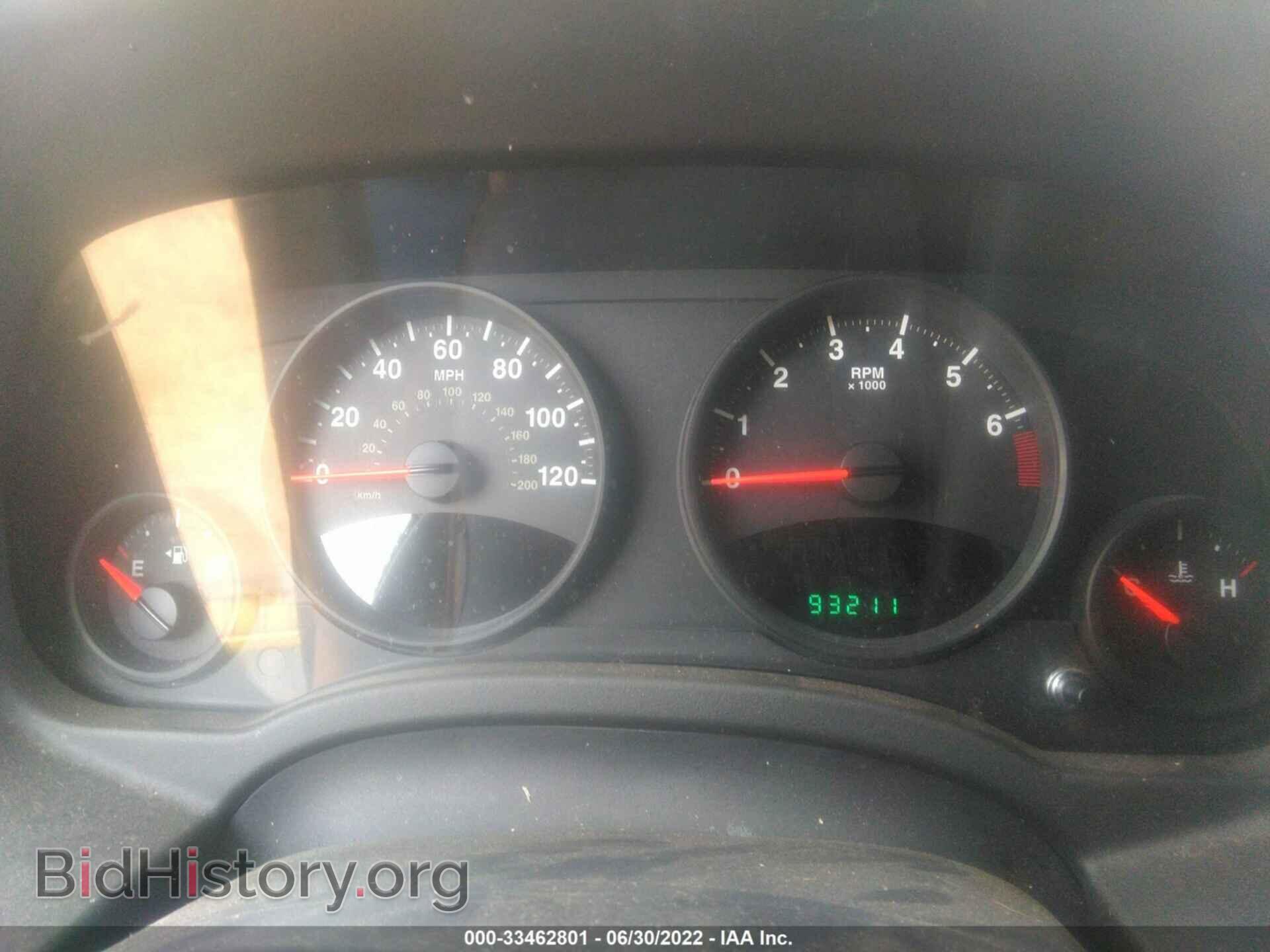 2011 JEEP COMPASS - VIN: 1J4NT1FA1BD137778 - Photo 7