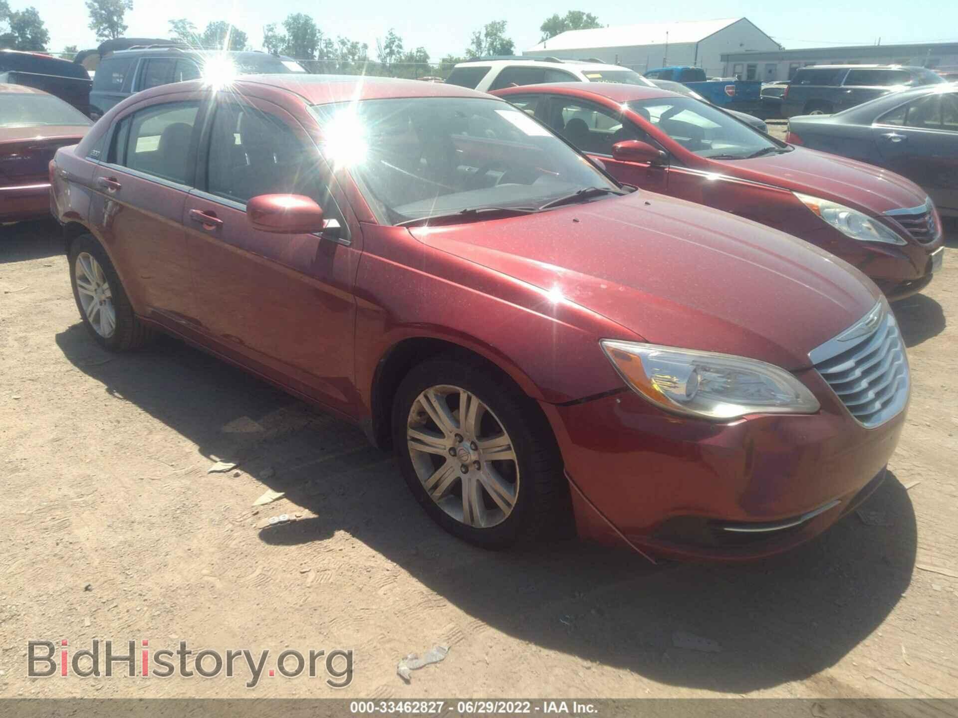 Photo 1C3BC1FB3BN590056 - CHRYSLER 200 2011