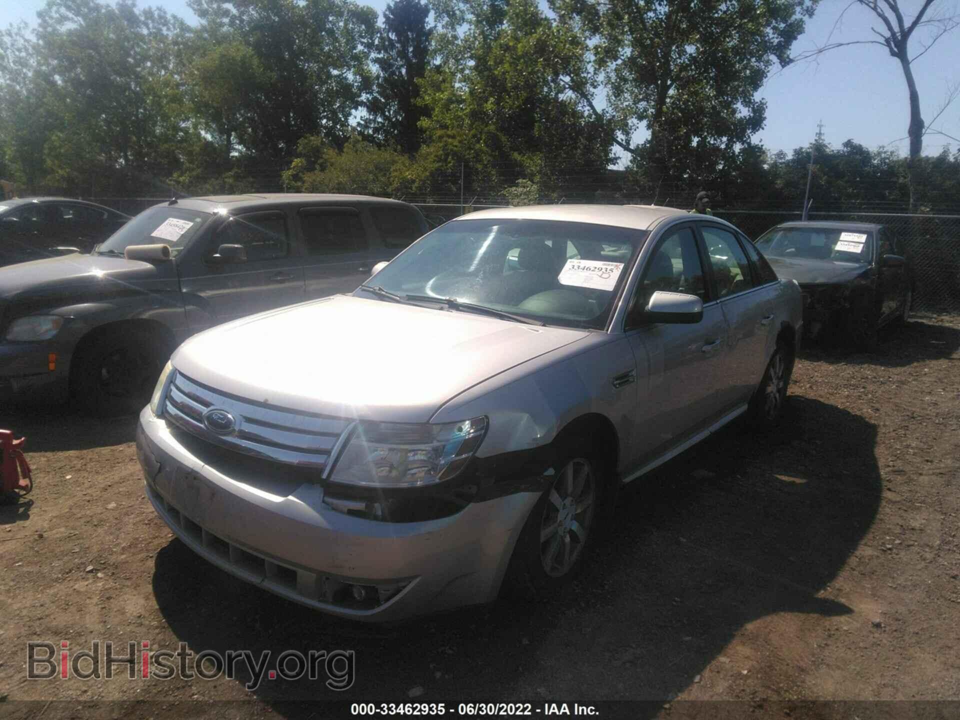 2008 FORD TAURUS - VIN: 1FAHP24W68G104199 - Фото 2
