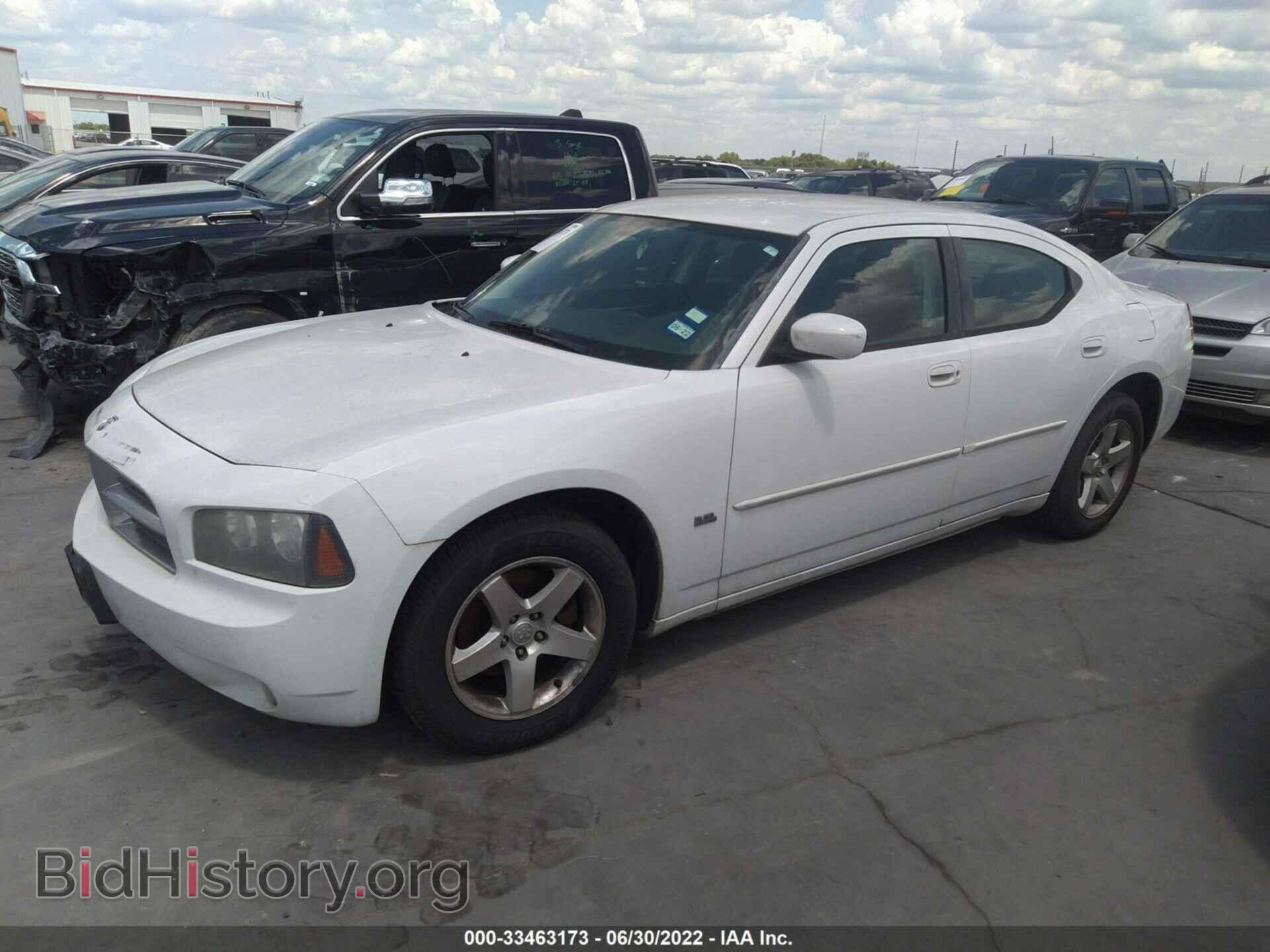 2010 DODGE CHARGER - VIN: 2B3CA3CV7AH305500 - Photo 2