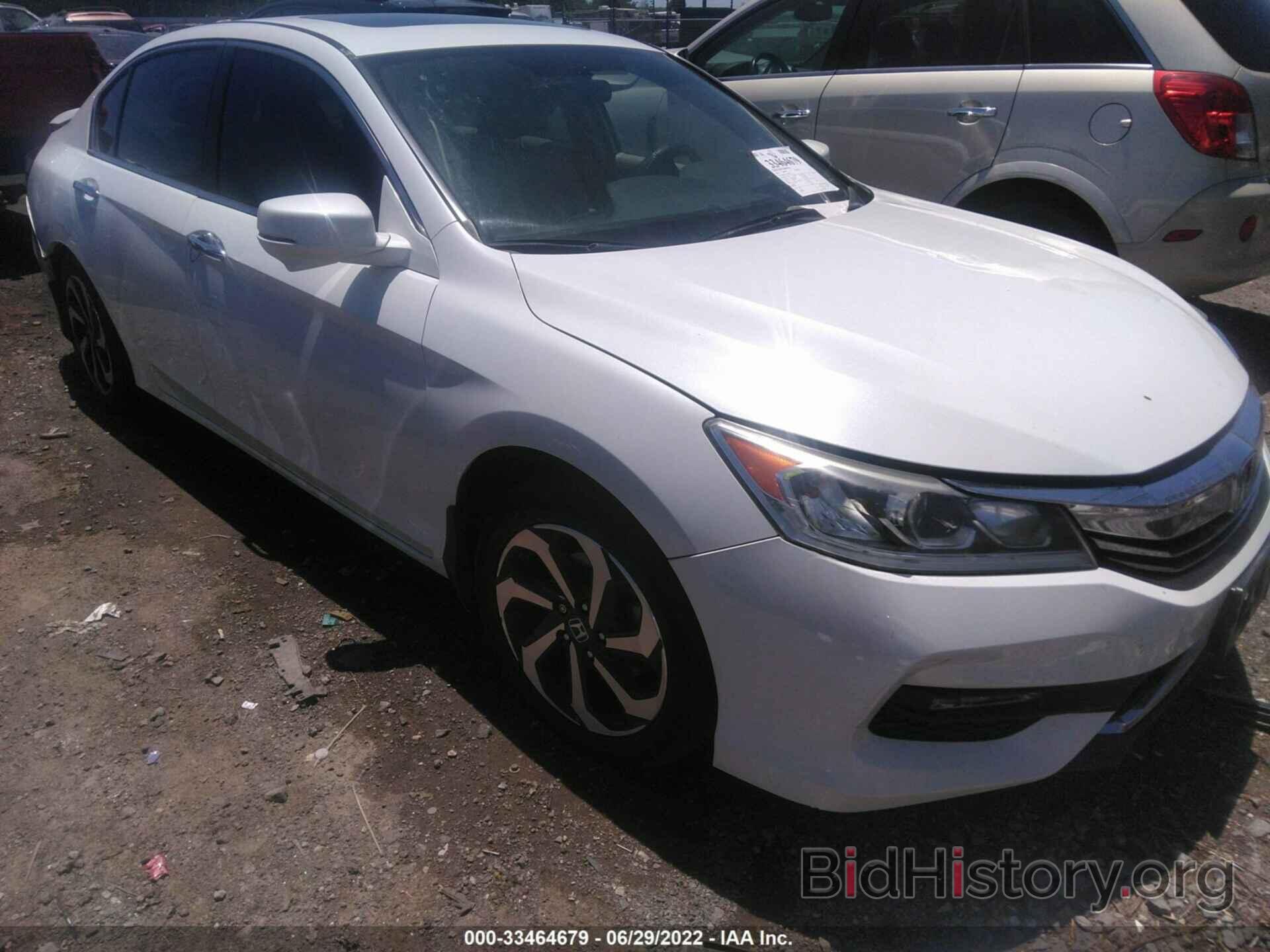 Photo 1HGCR2F70HA166965 - HONDA ACCORD SEDAN 2017