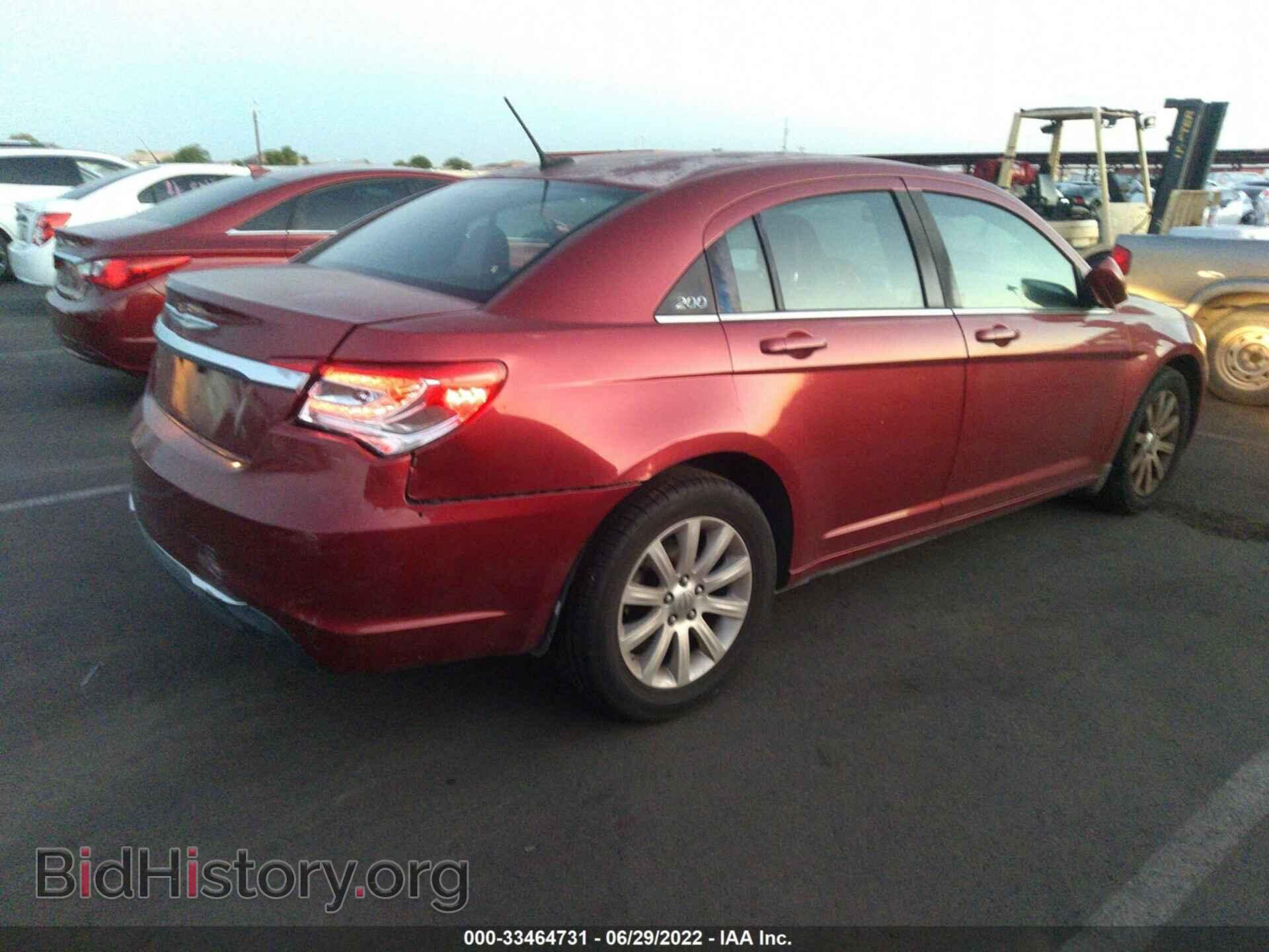2012 CHRYSLER 200 - VIN: 1C3CCBBG9CN305793 - Фото 4