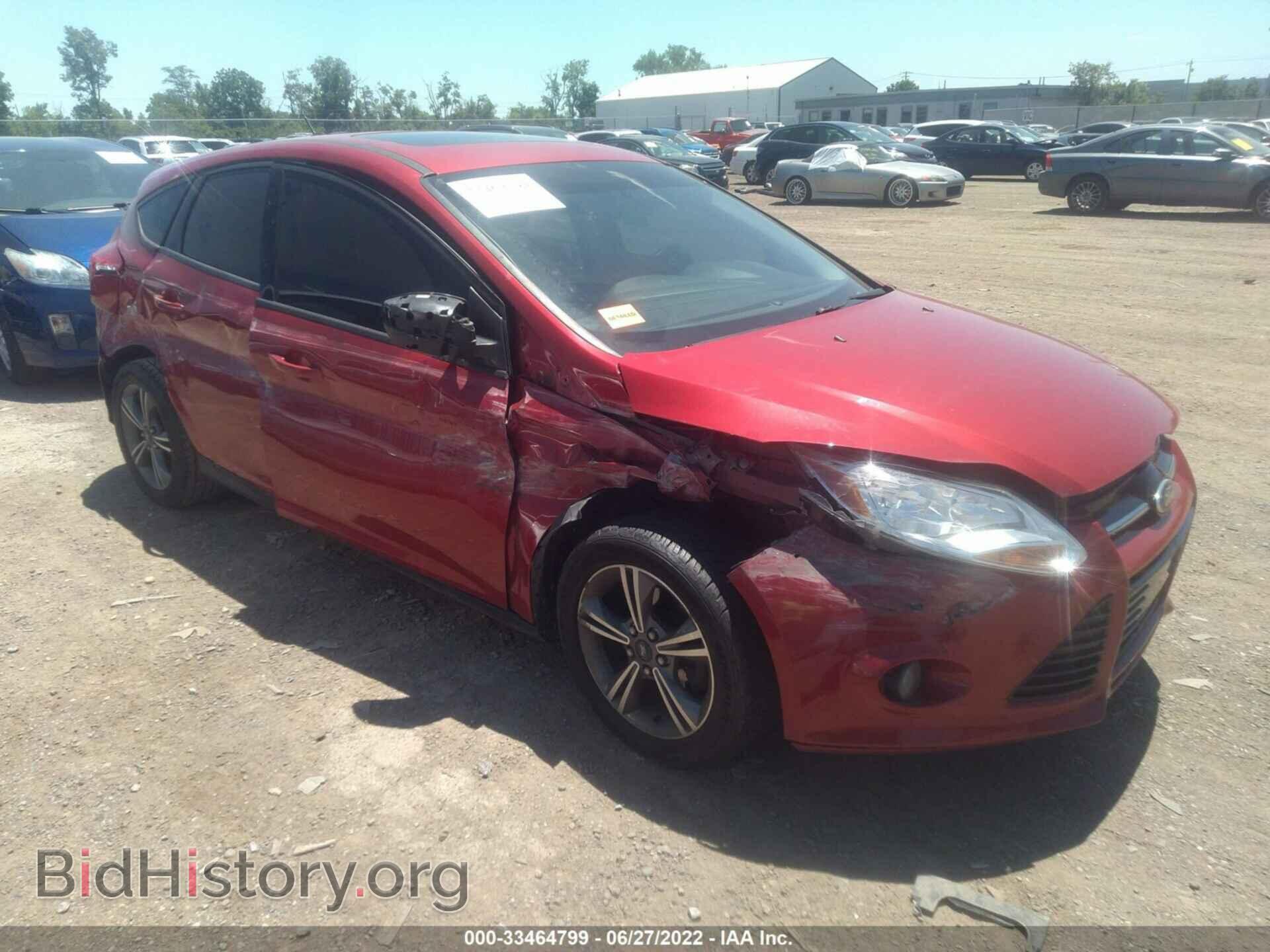 Photo 1FAHP3K26CL366259 - FORD FOCUS 2012