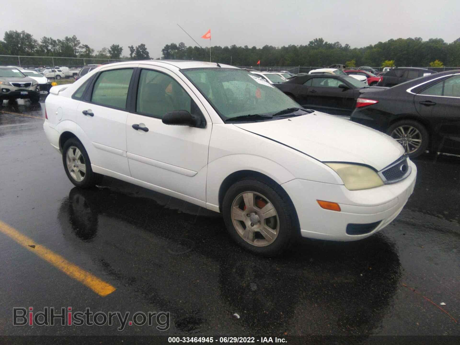 Photo 1FAHP34N37W150171 - FORD FOCUS 2007