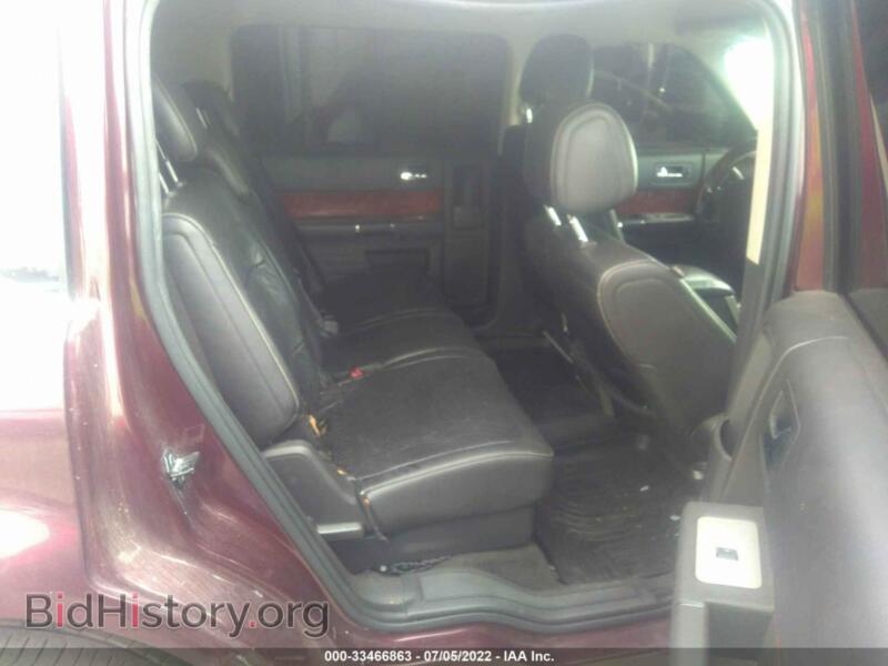 2011 Ford FLEX (VIN 2FMGK5DCXBBD05240) — photo 8 of 11