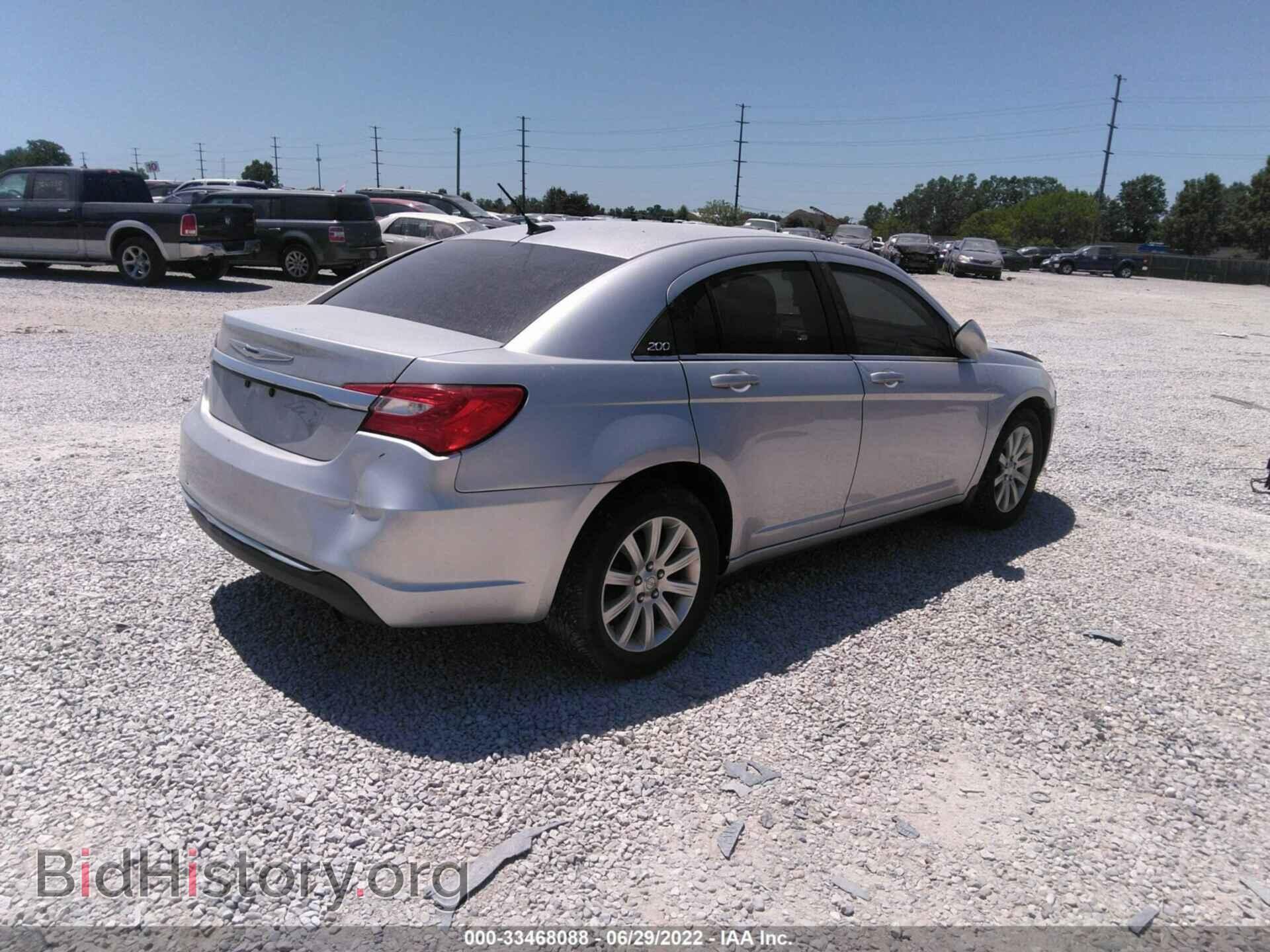 2012 CHRYSLER 200 - VIN: 1C3CCBBB6CN100324 - Photo 4