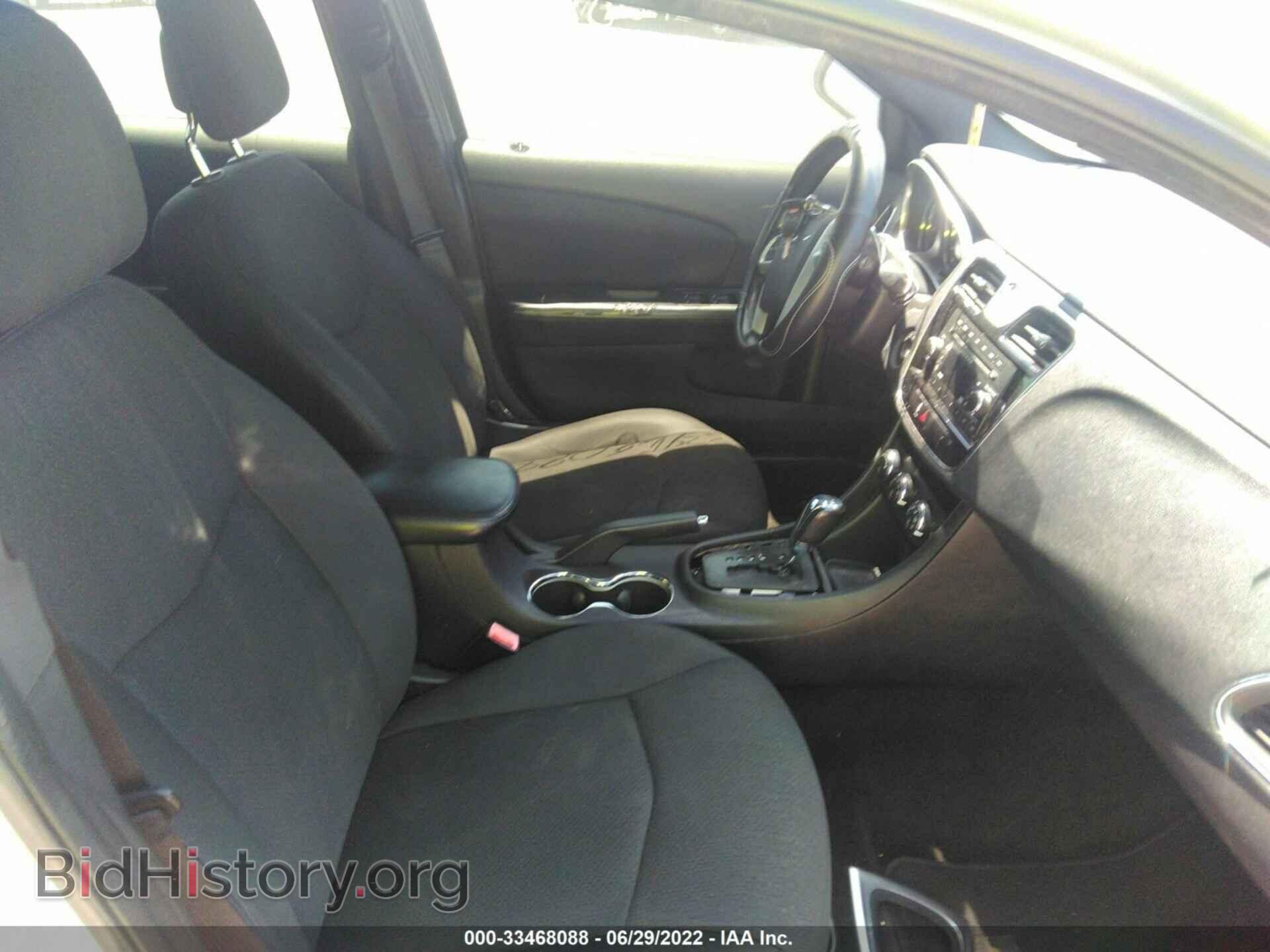 2012 CHRYSLER 200 - VIN: 1C3CCBBB6CN100324 - Photo 5