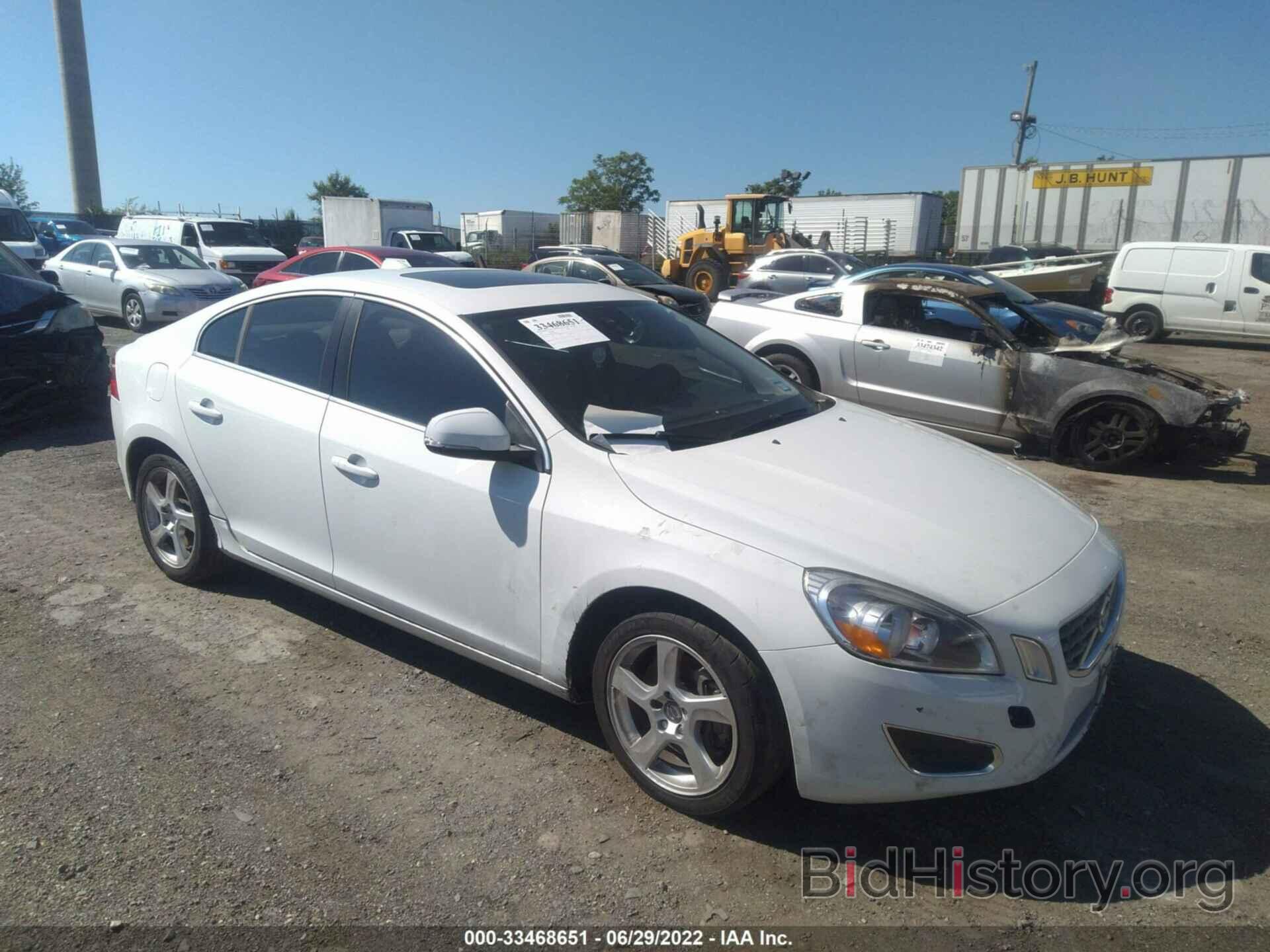 Photo YV1622FS3C2078624 - VOLVO S60 2012