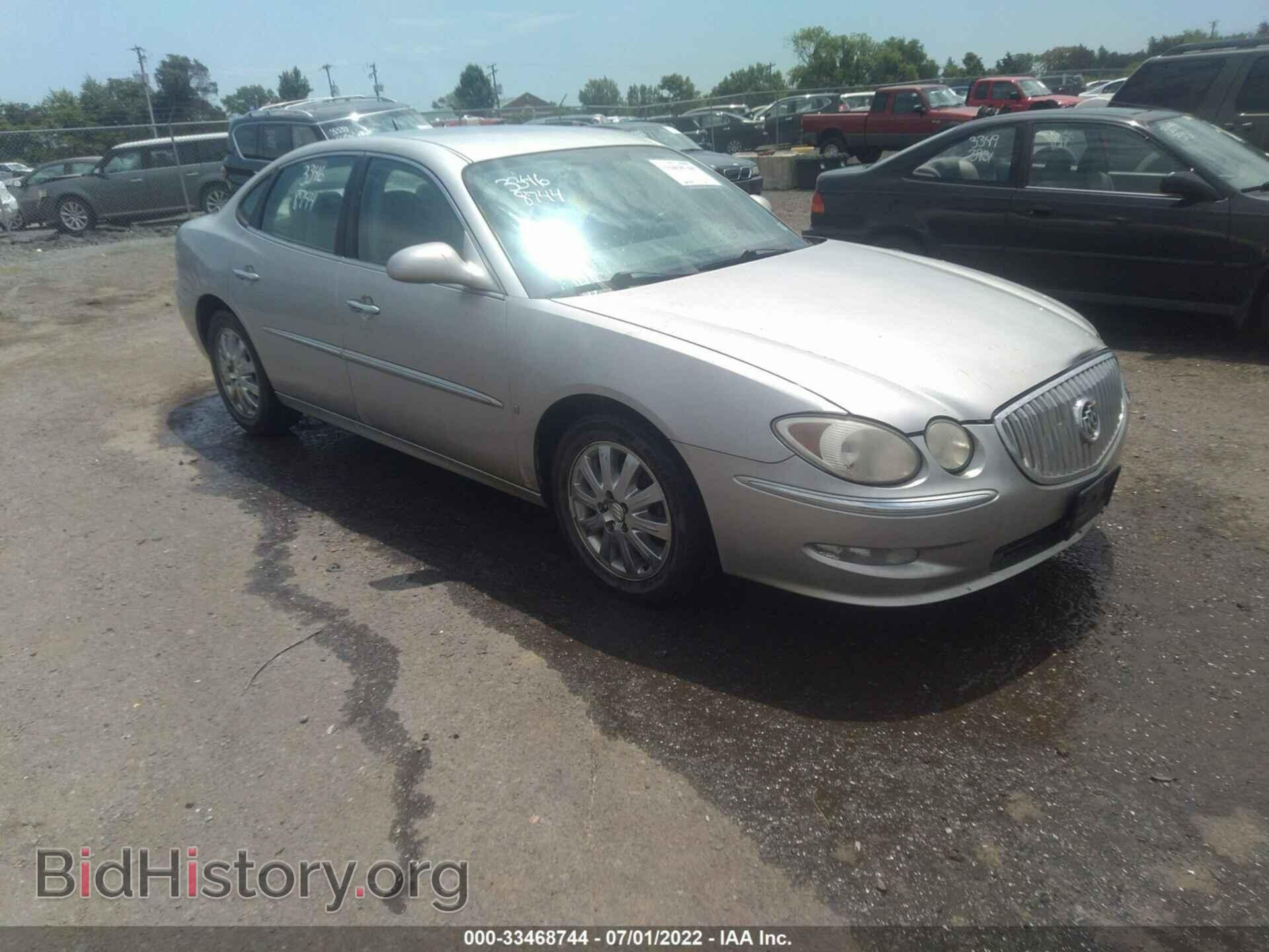 Photo 2G4WD582381332396 - BUICK LACROSSE 2008
