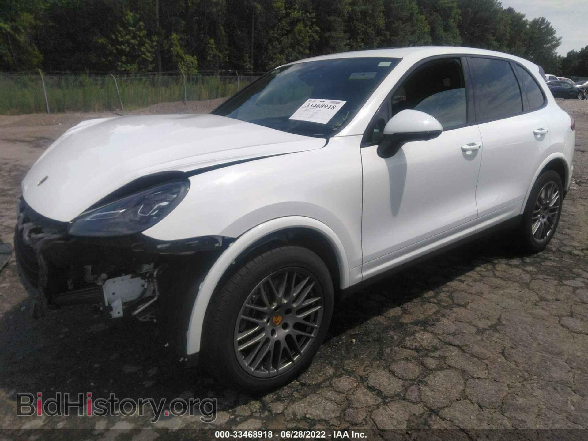 2017 PORSCHE CAYENNE - VIN: WP1AA2A20HKA84719 - Фото 2