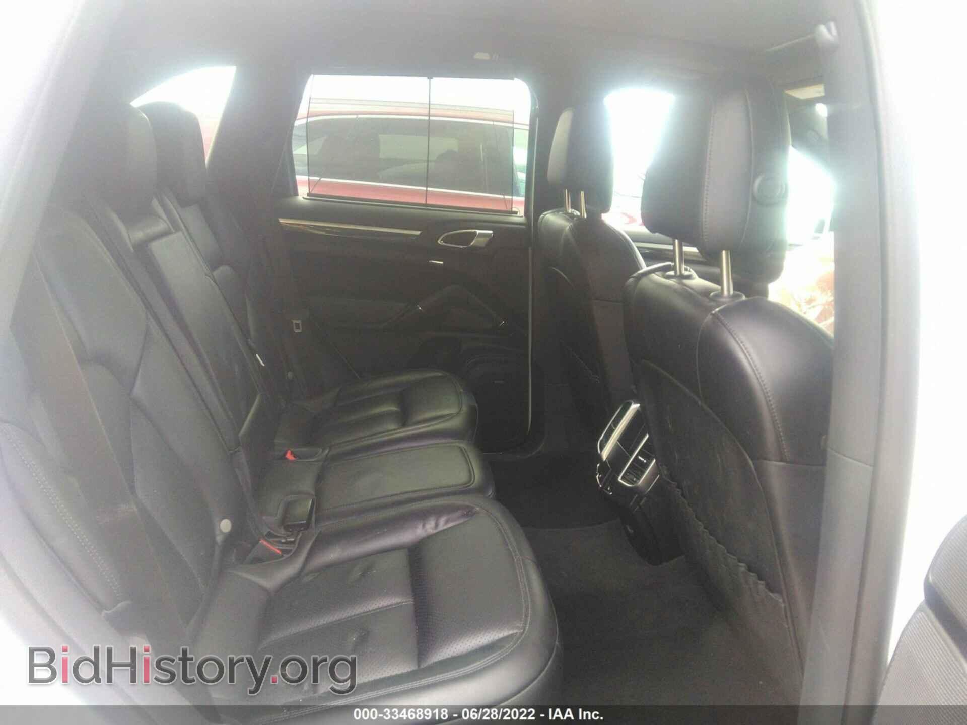 2017 PORSCHE CAYENNE - VIN: WP1AA2A20HKA84719 - Фото 8