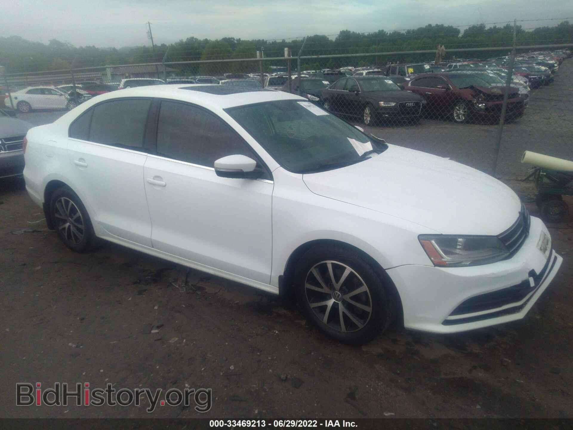 Фотография 3VWDB7AJ8HM241807 - VOLKSWAGEN JETTA 2017