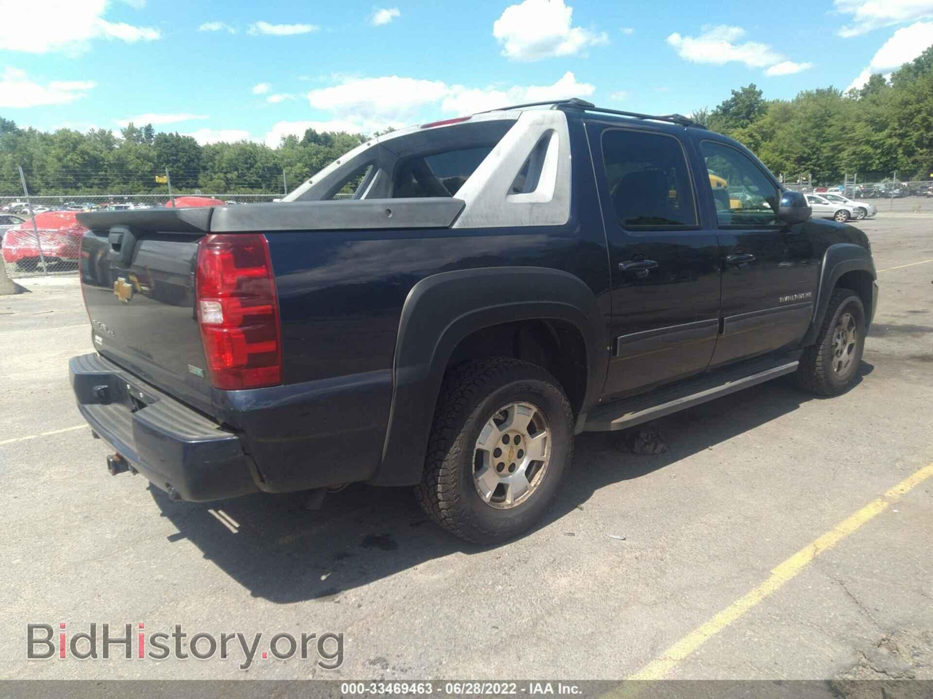 2011 CHEVROLET AVALANCHE - VIN: 3GNTKEE35BG132961 - Фото 4