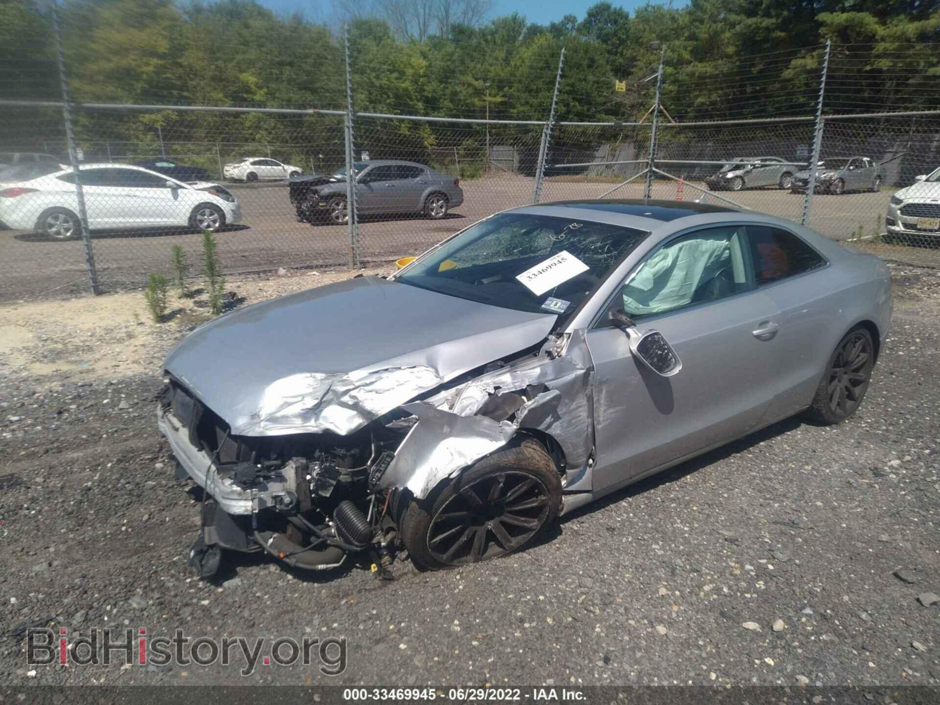 2011 AUDI A5 - VIN: WAULFAFR3BA021233 - Фото 2