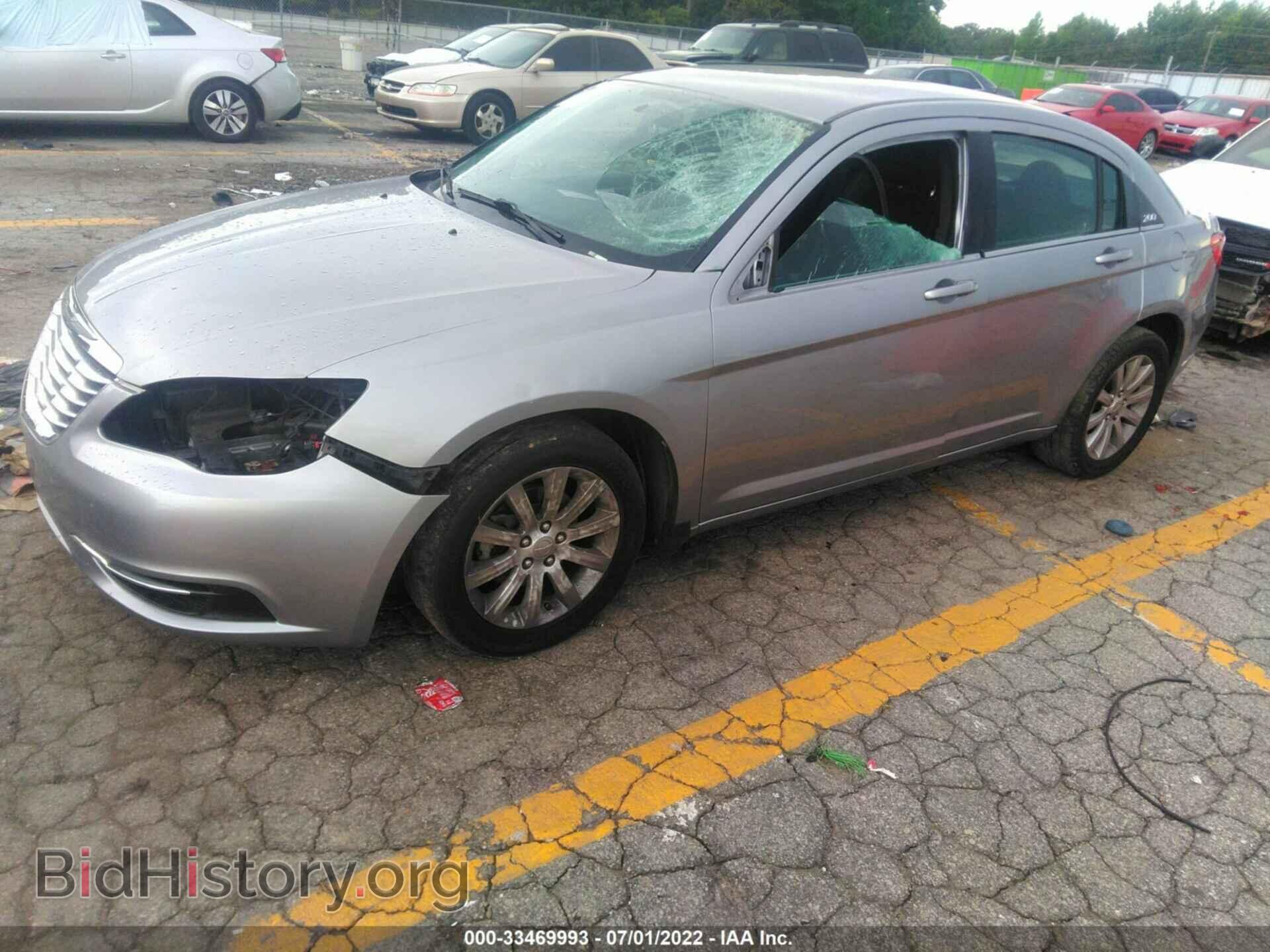 2013 CHRYSLER 200 - VIN: 1C3CCBBB4DN578789 - Photo 2